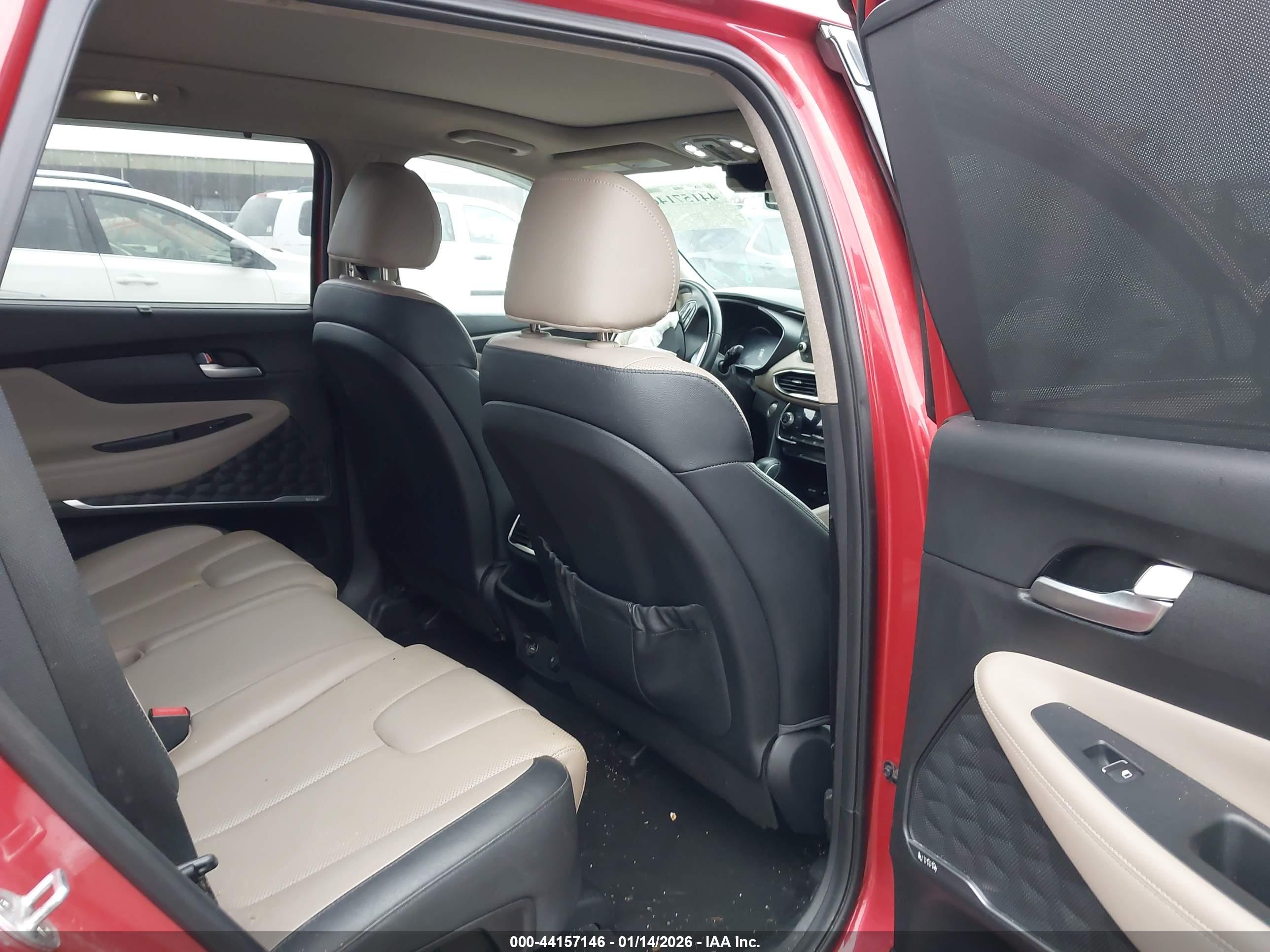 HYUNDAI SANTA image 8