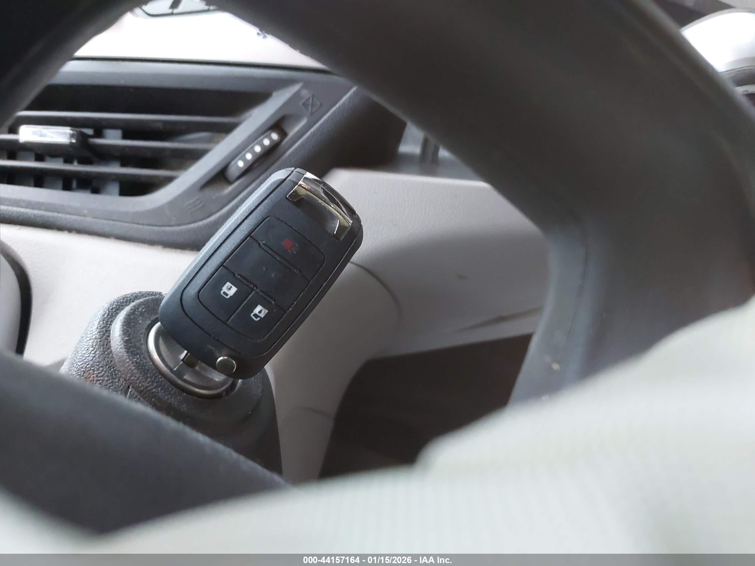 CHEVROLET EQUINOX image 11