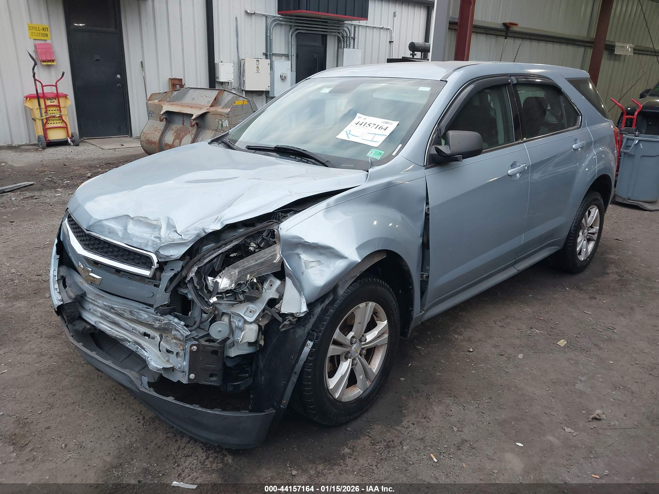 CHEVROLET EQUINOX image 2