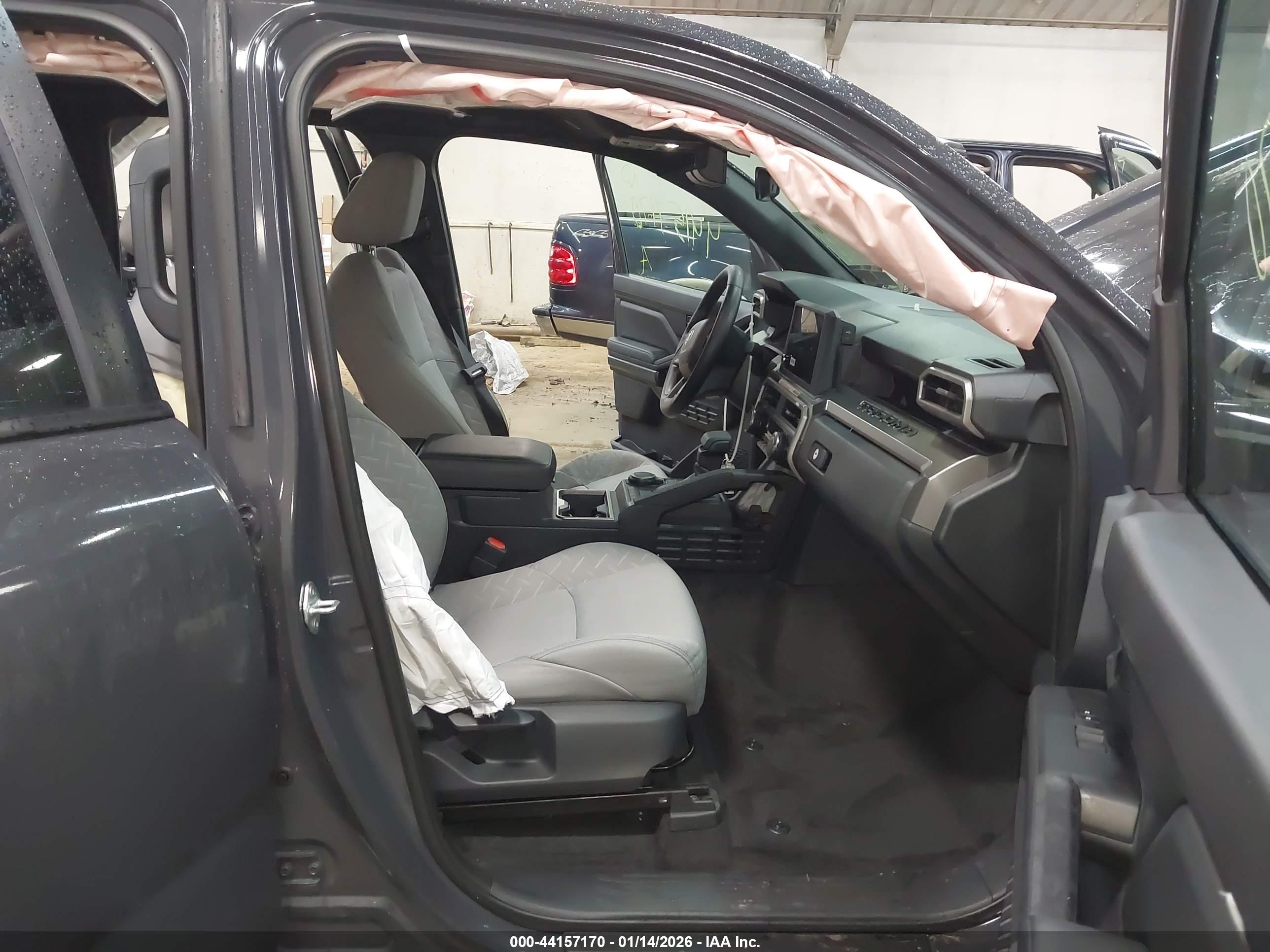 TOYOTA TACOMA image 5