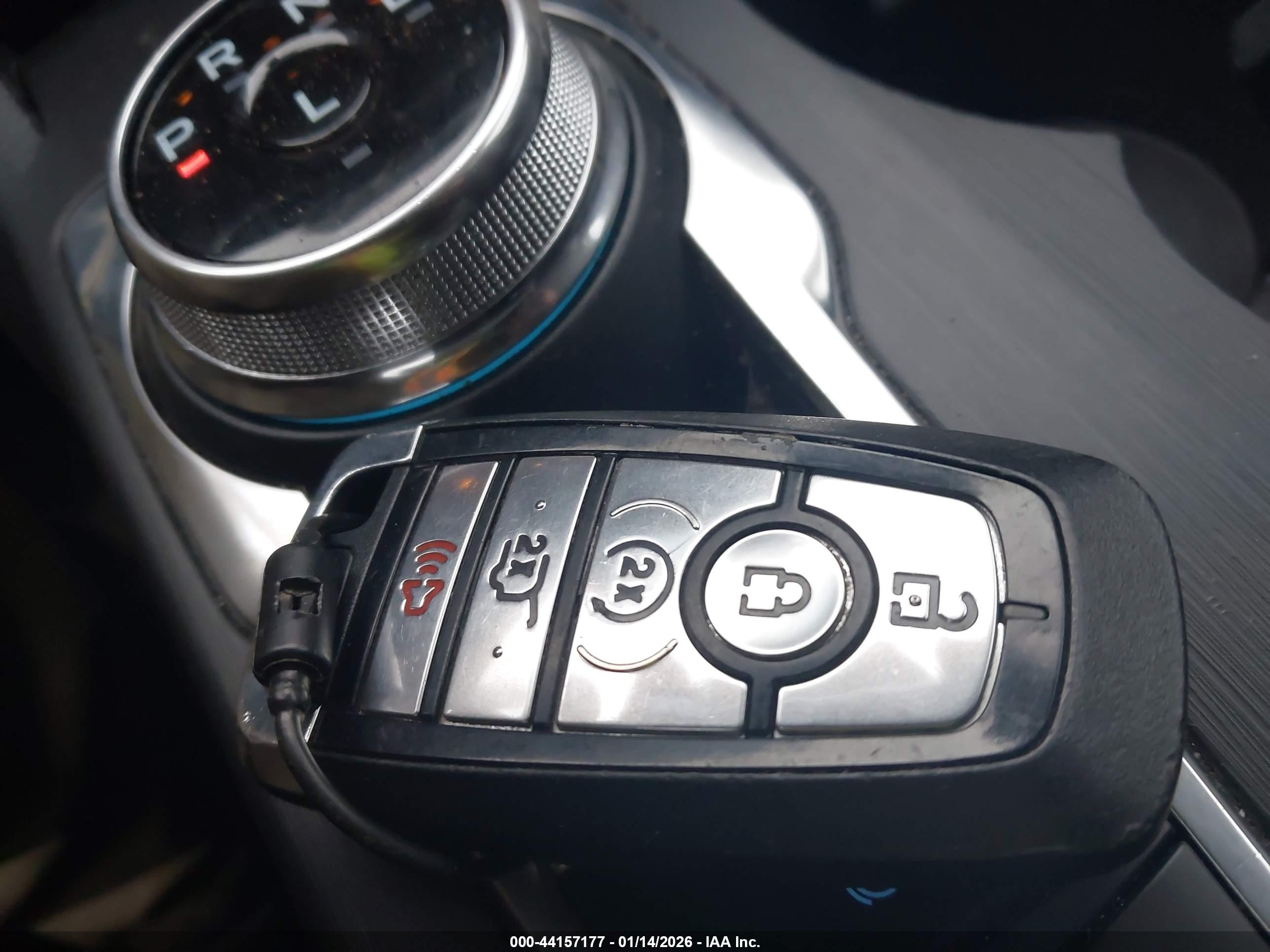 FORD ESCAPE image 11