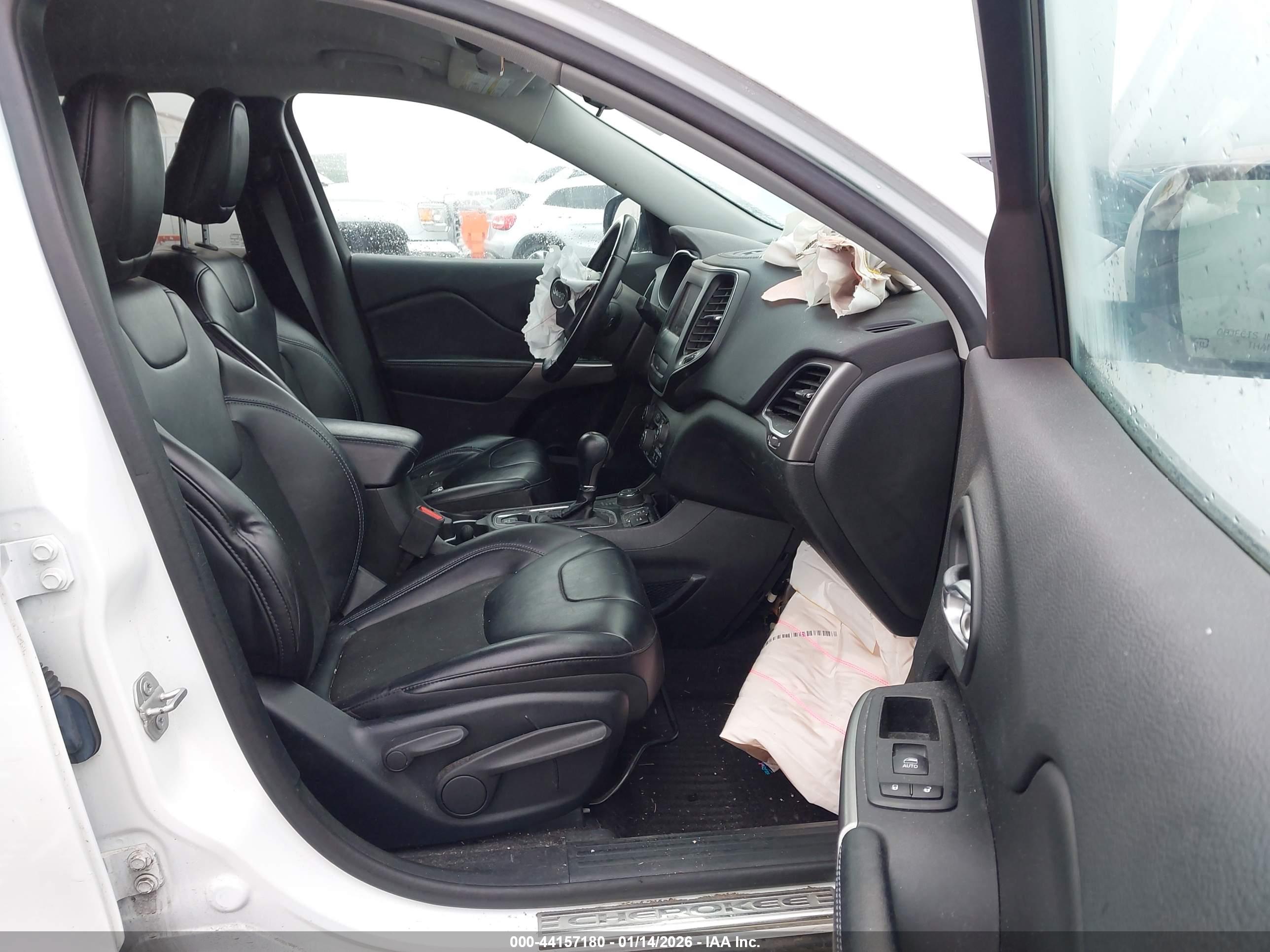 JEEP CHEROKEE image 5