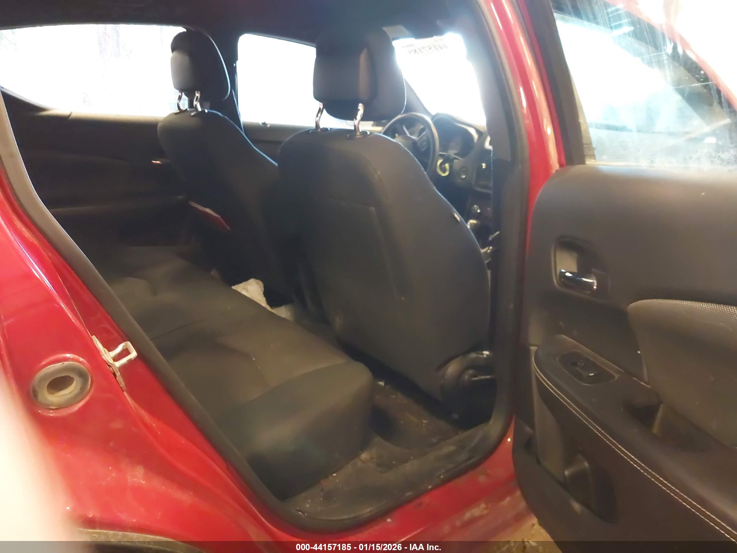 DODGE AVENGER image 8
