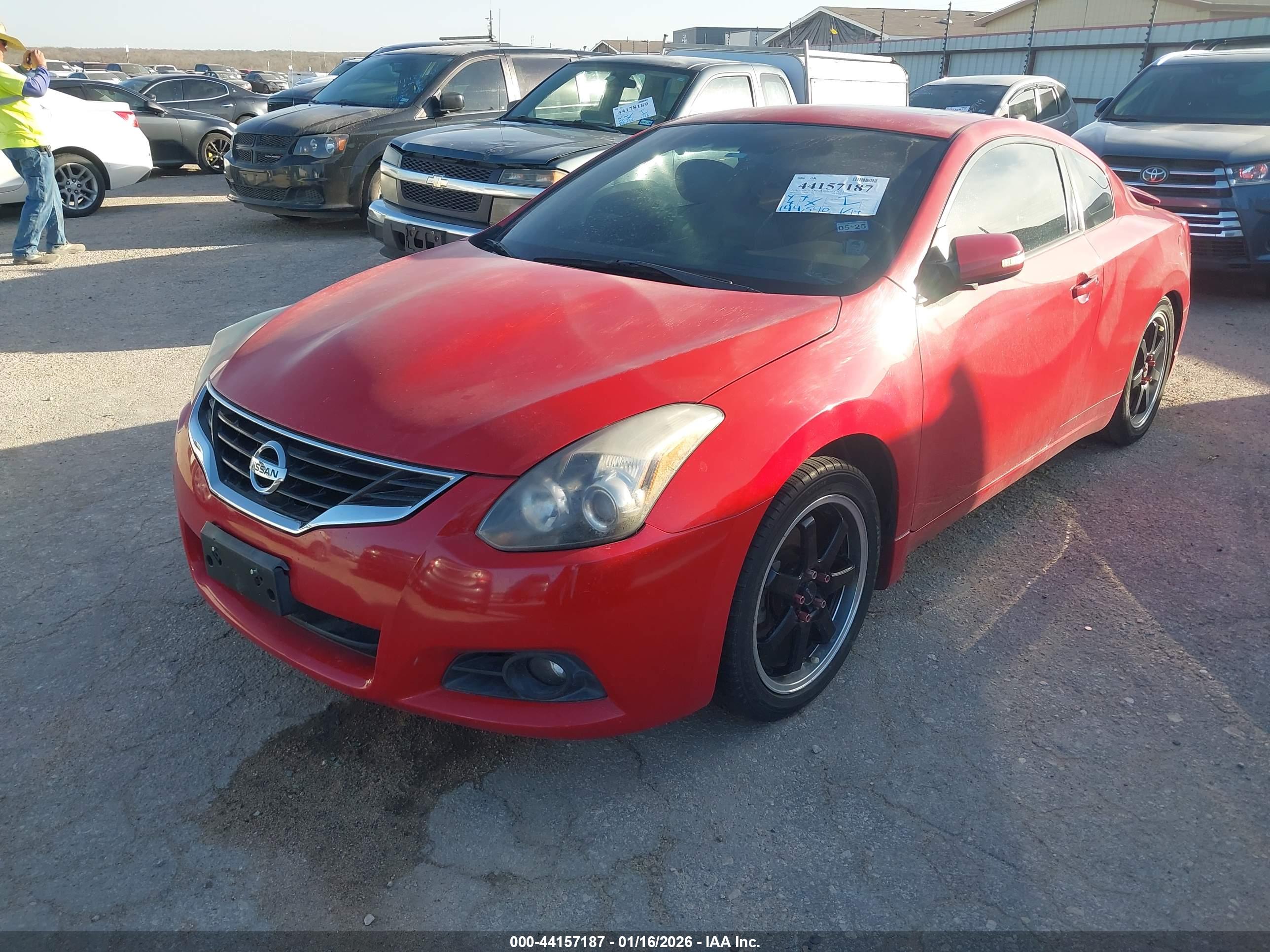 NISSAN ALTIMA image 2