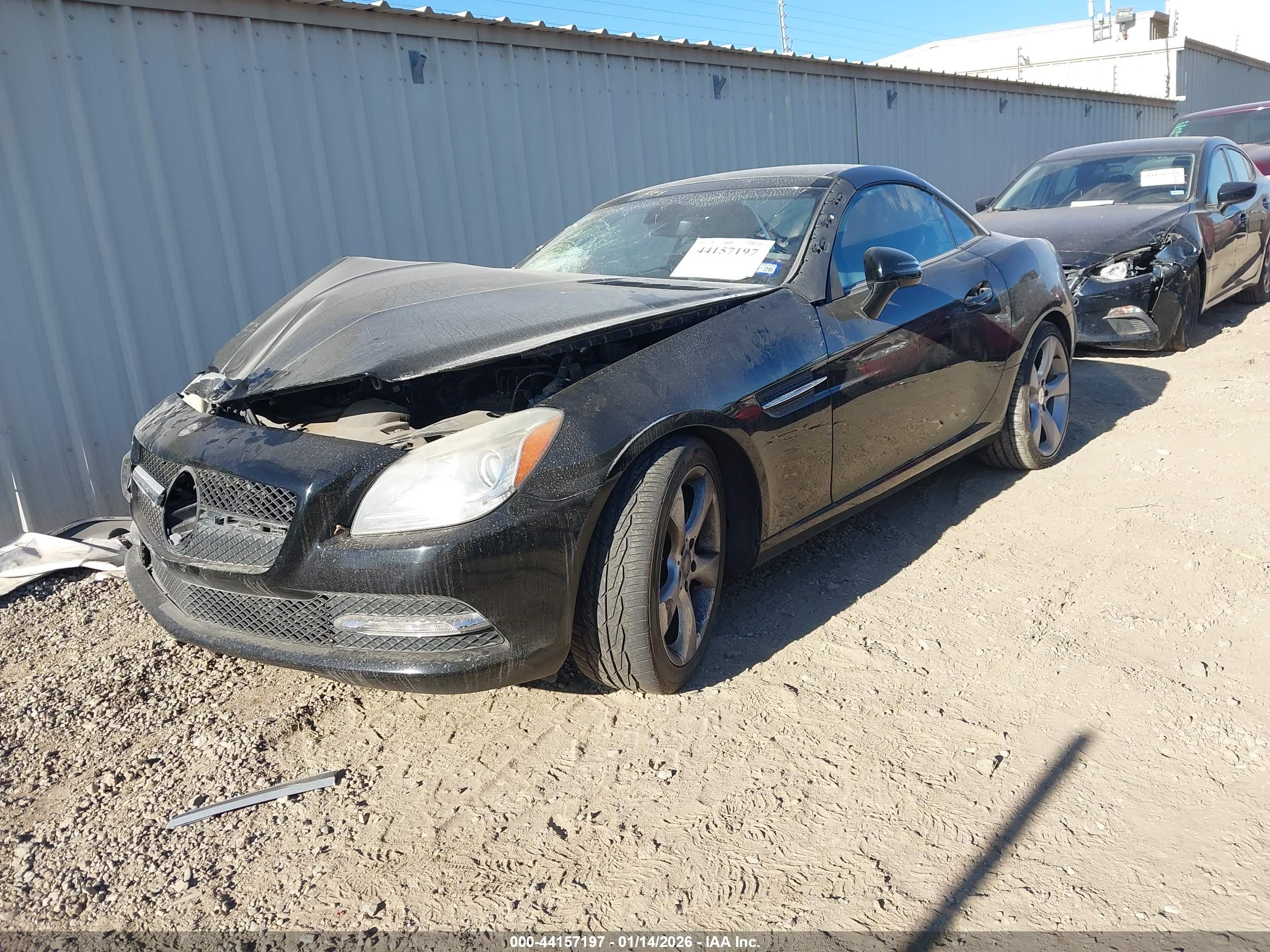 MERCEDES-BENZ SLK image 2