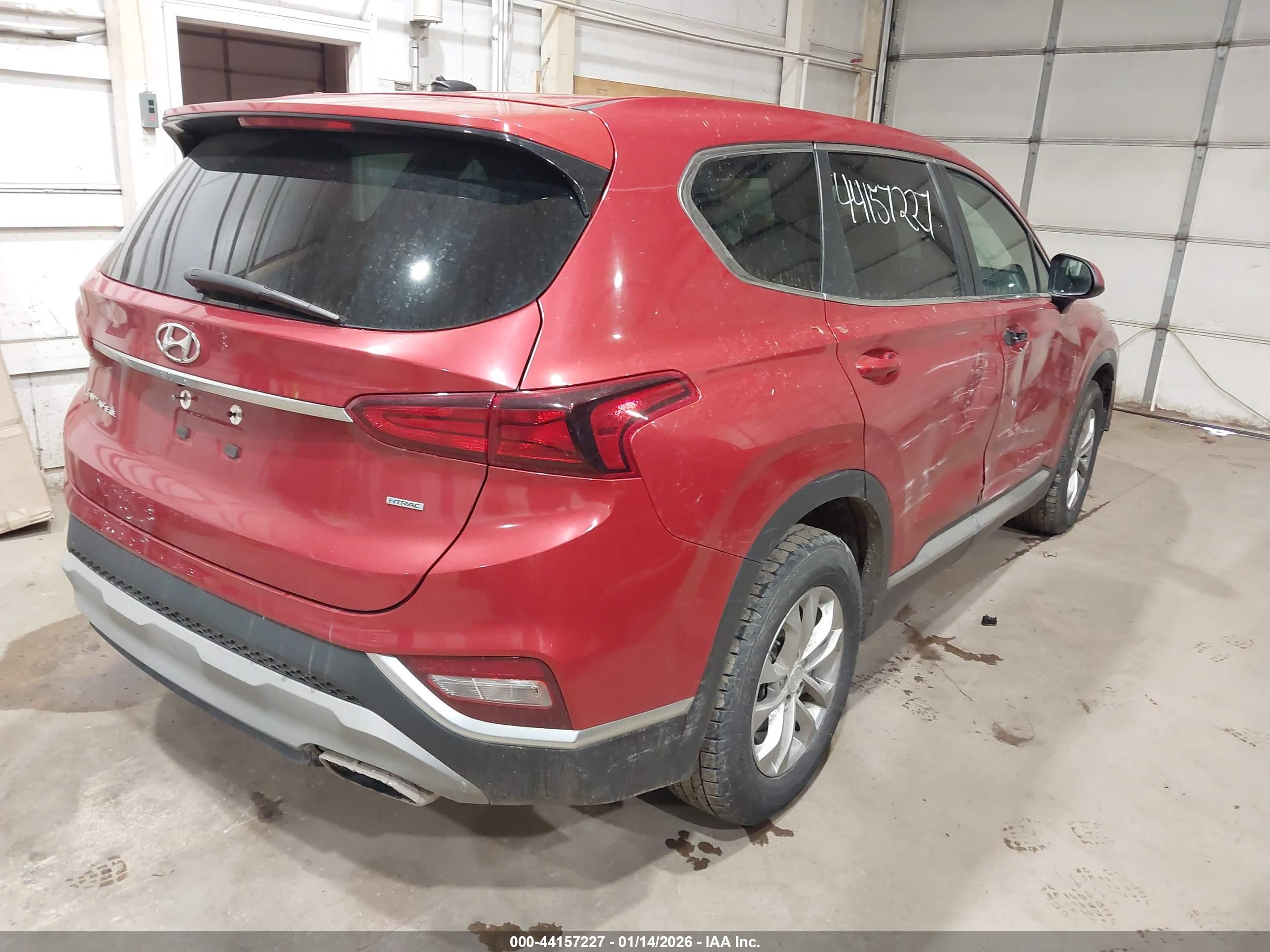 HYUNDAI SANTA image 4