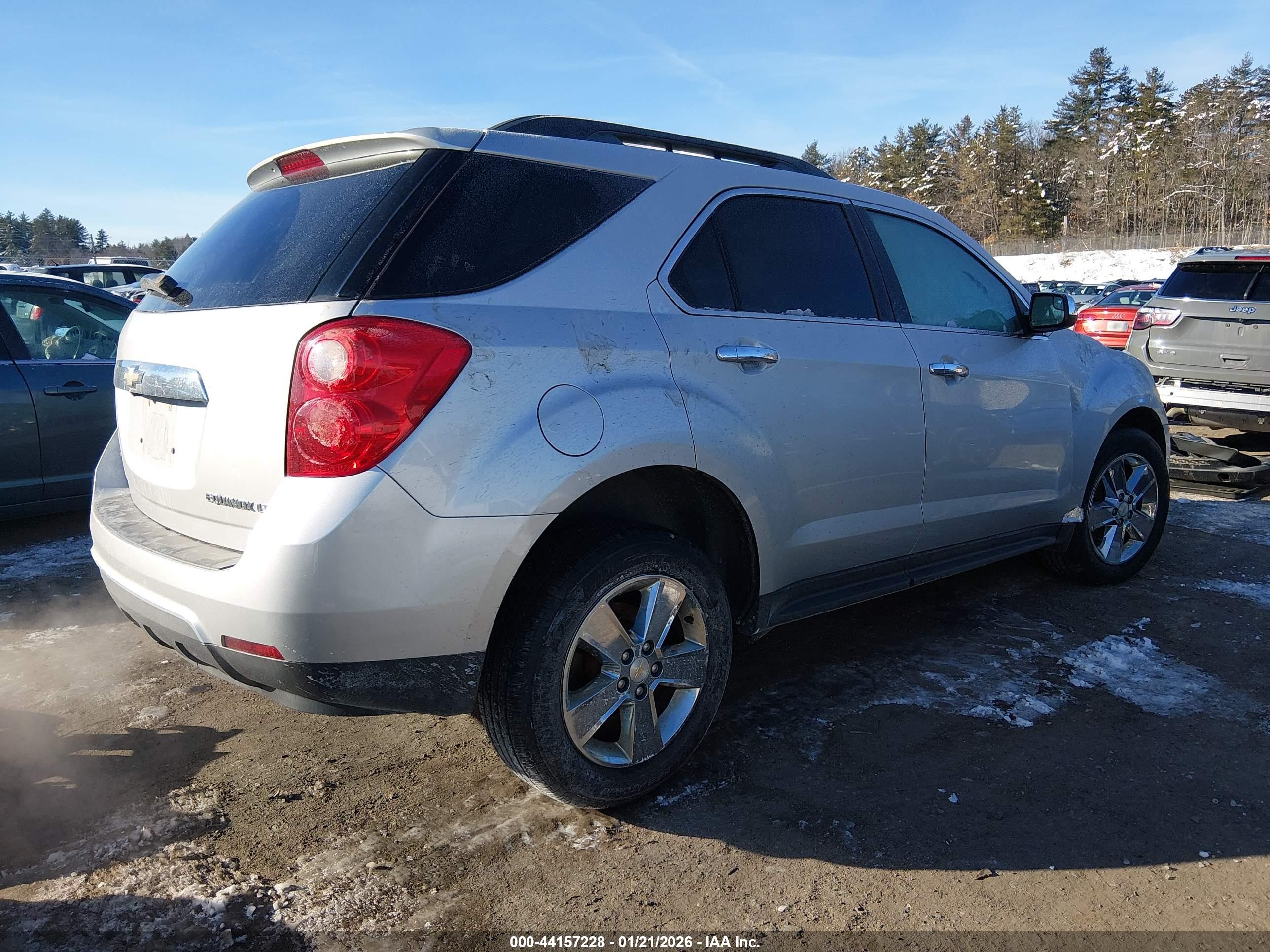 CHEVROLET EQUINOX image 4