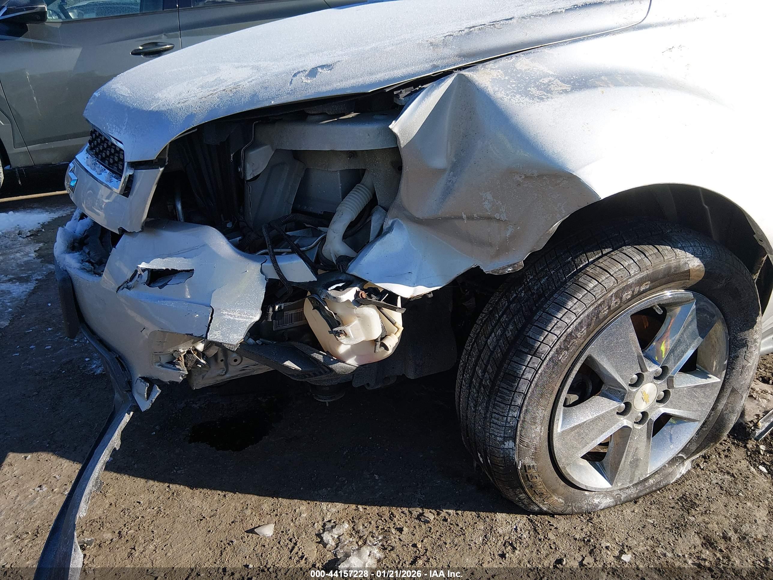 CHEVROLET EQUINOX image 6