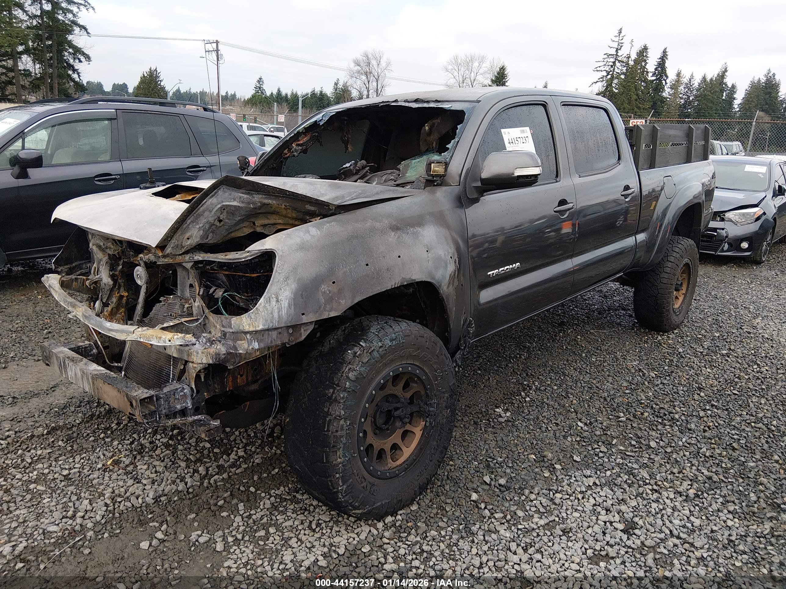 TOYOTA TACOMA image 2