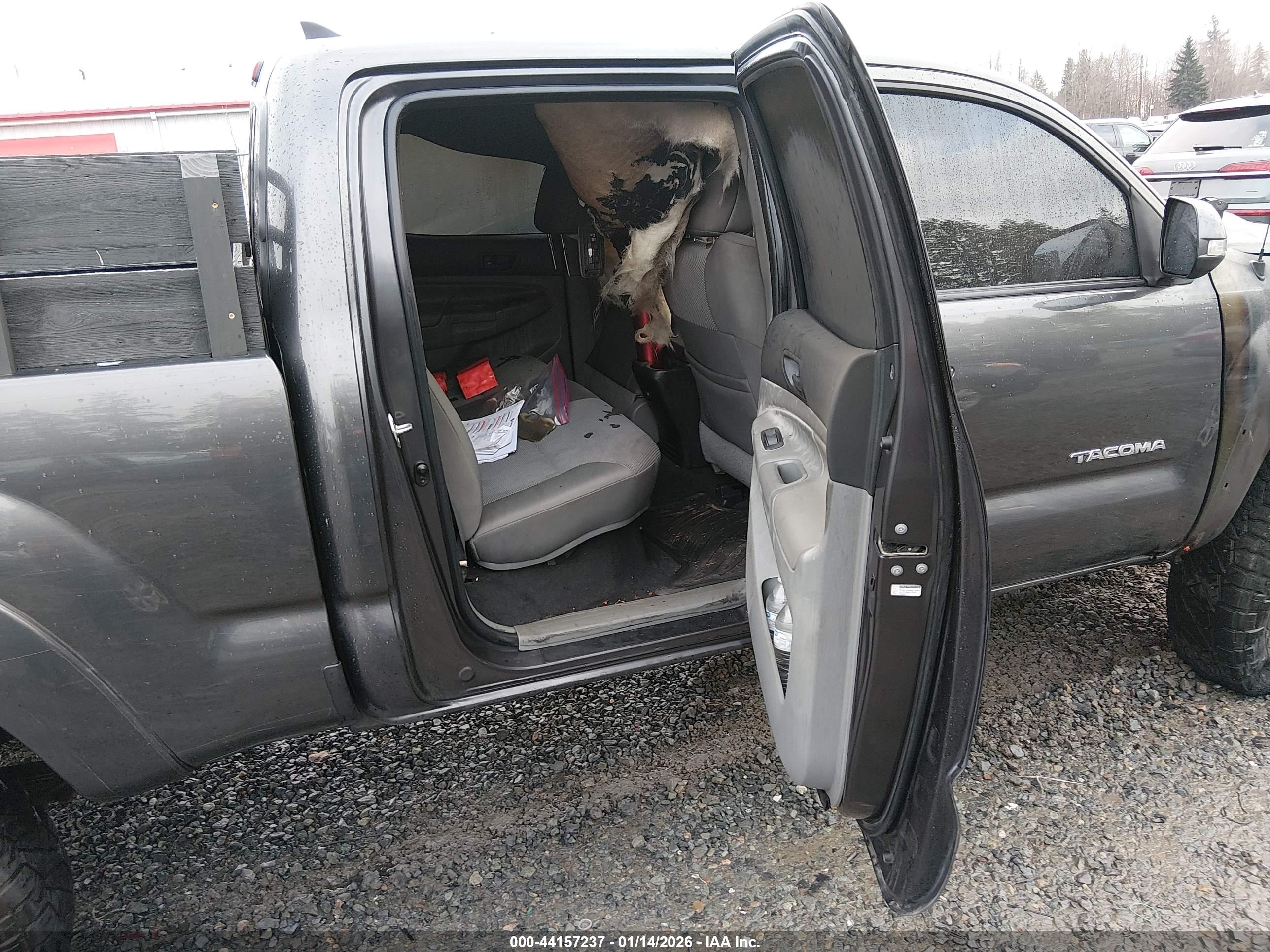 TOYOTA TACOMA image 8