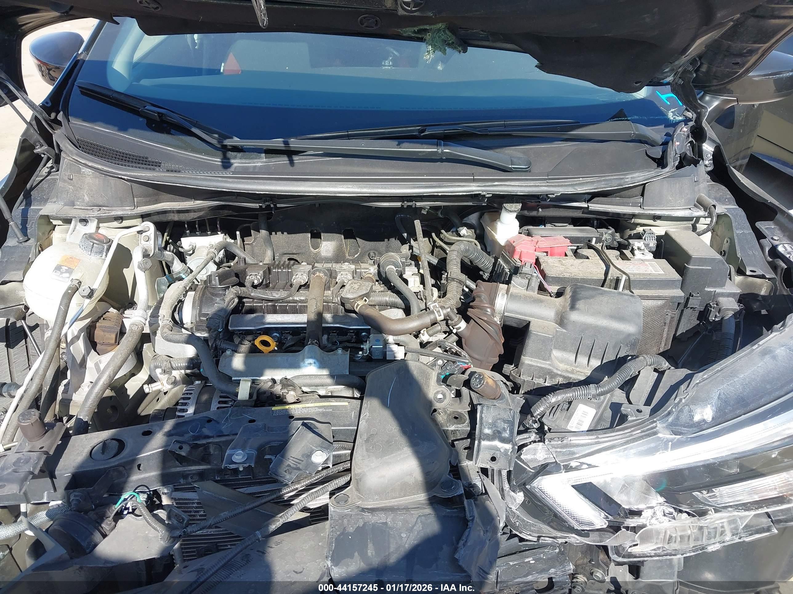 NISSAN VERSA image 10
