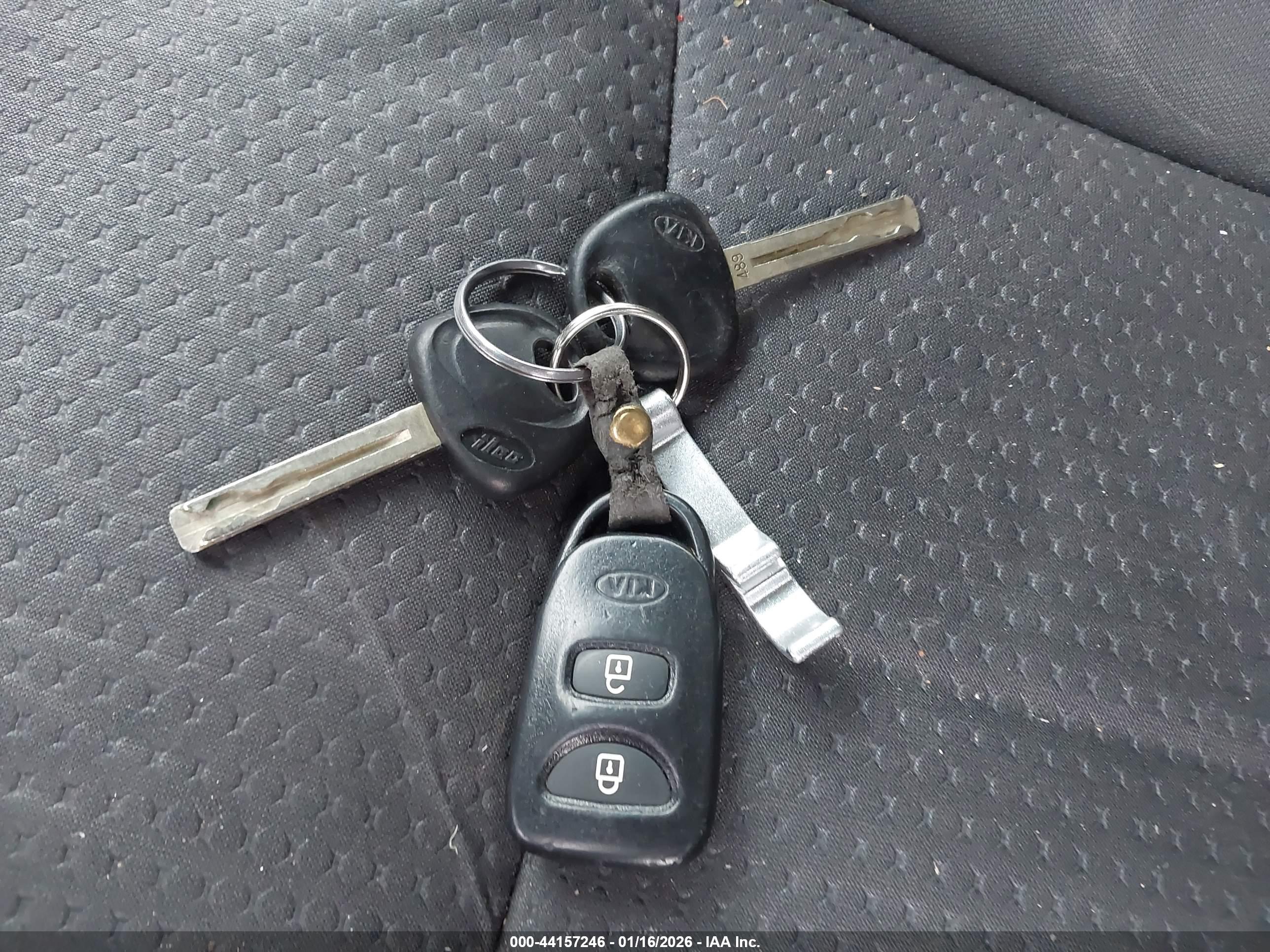 KIA SORENTO image 11