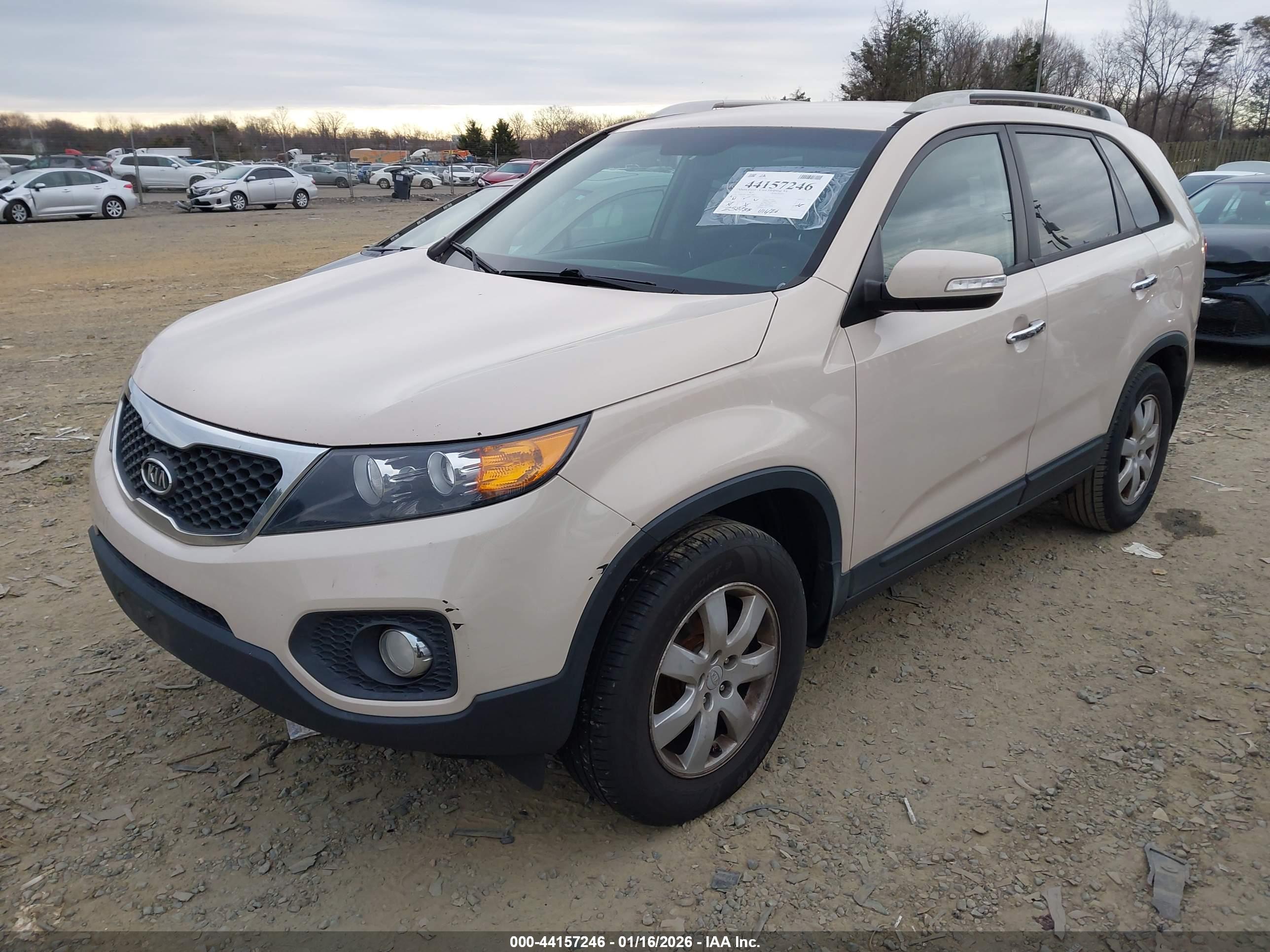 KIA SORENTO image 2