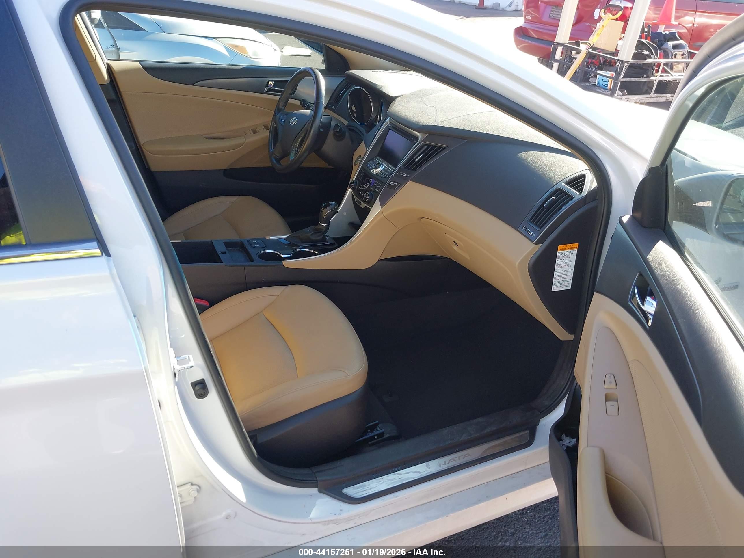HYUNDAI SONATA image 5