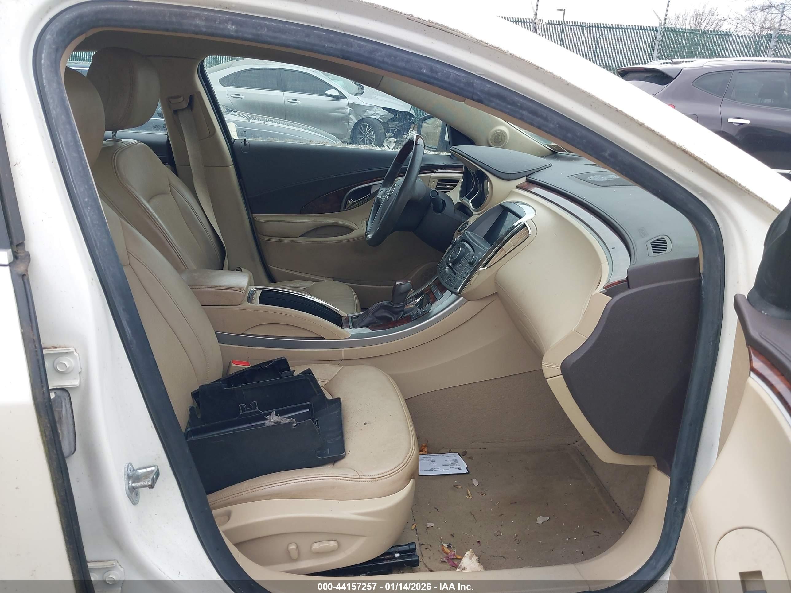 BUICK LACROSSE image 5
