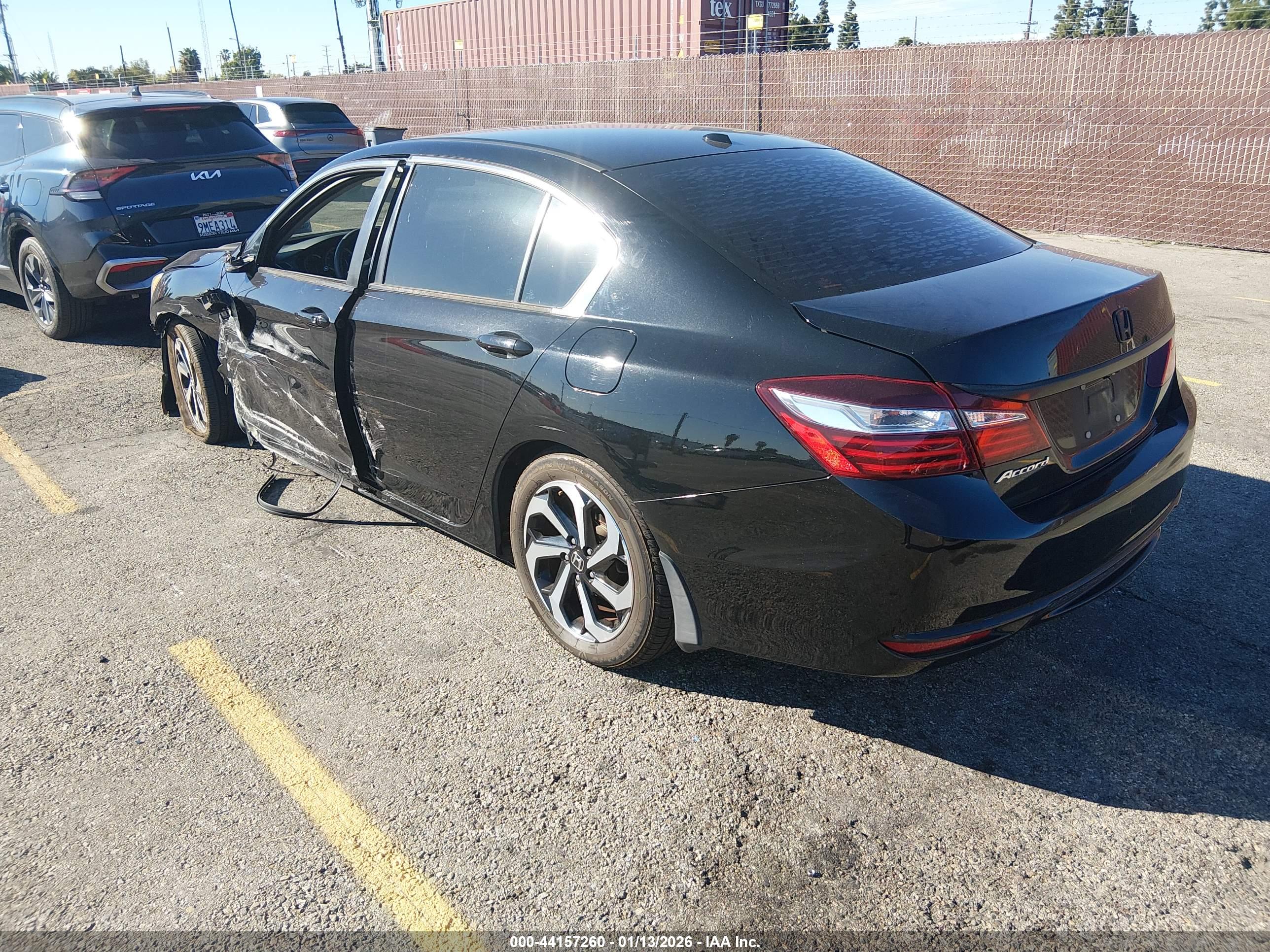 HONDA ACCORD image 3