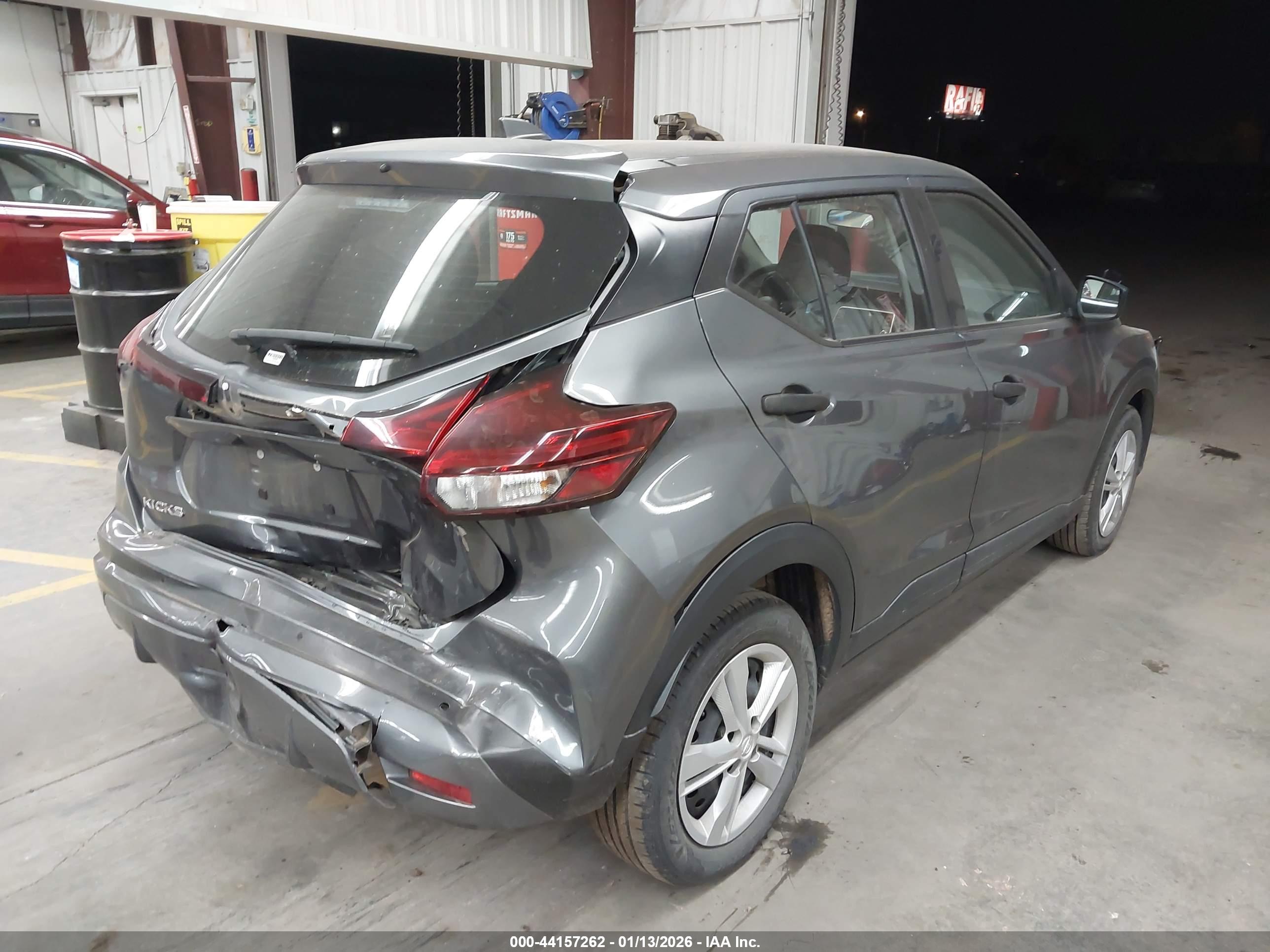NISSAN KICKS image 4
