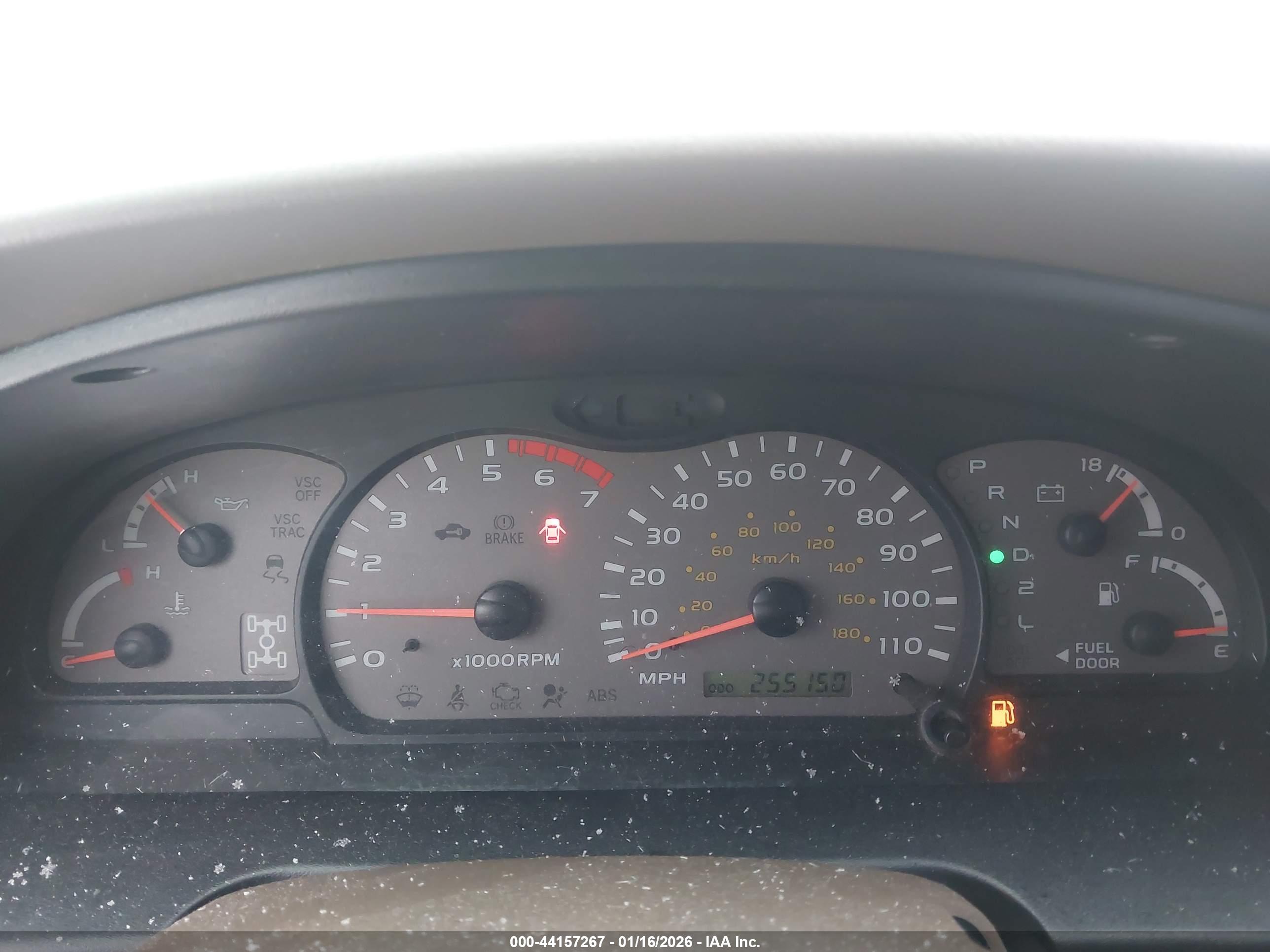 TOYOTA SEQUOIA image 7