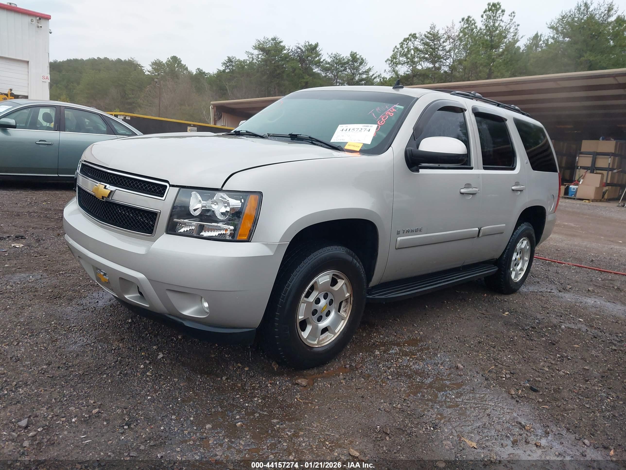 CHEVROLET TAHOE image 2