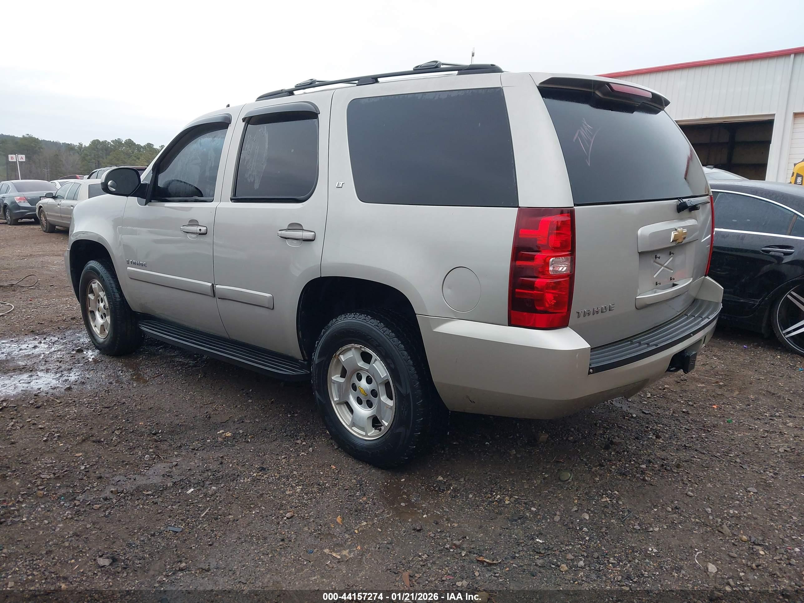 CHEVROLET TAHOE image 3