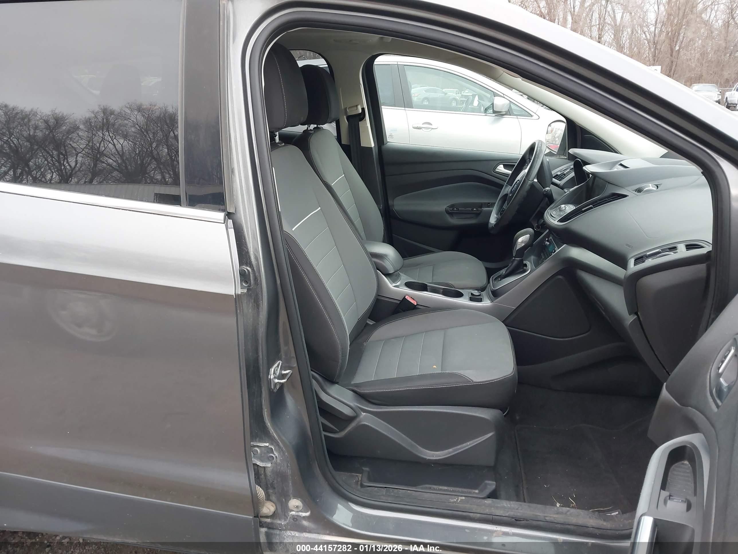 FORD ESCAPE image 5