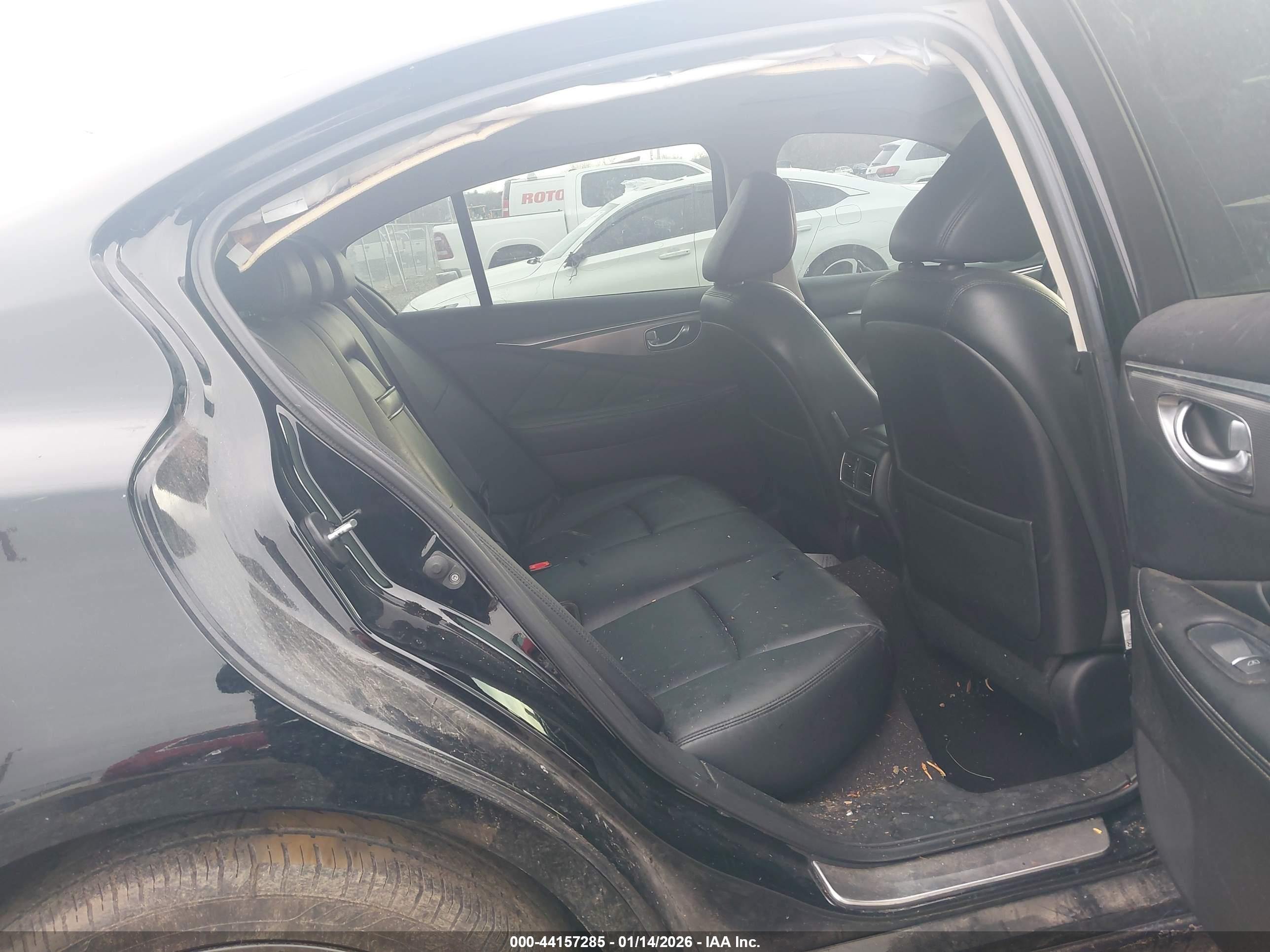 INFINITI Q50 image 8