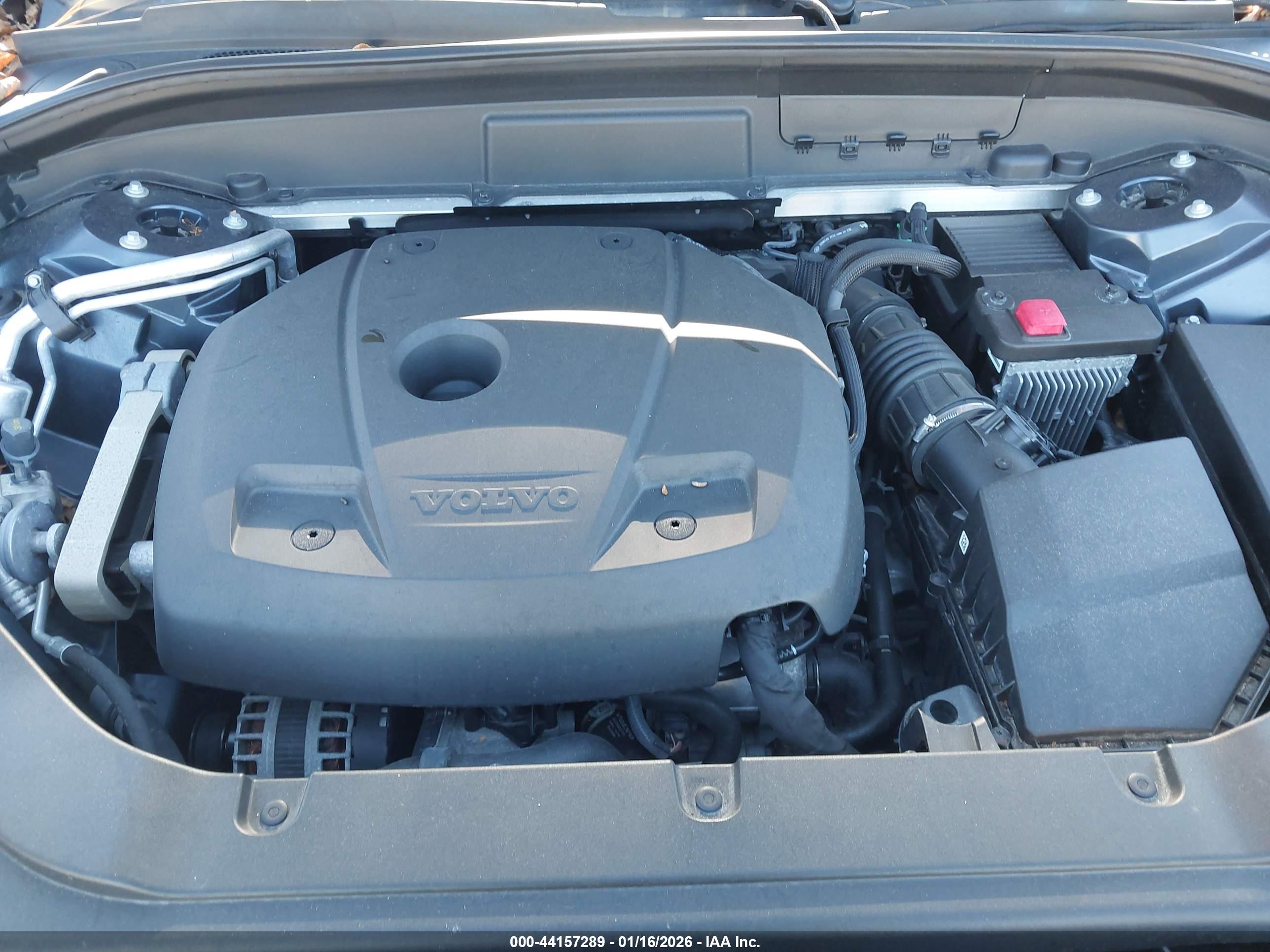 VOLVO XC60 image 10