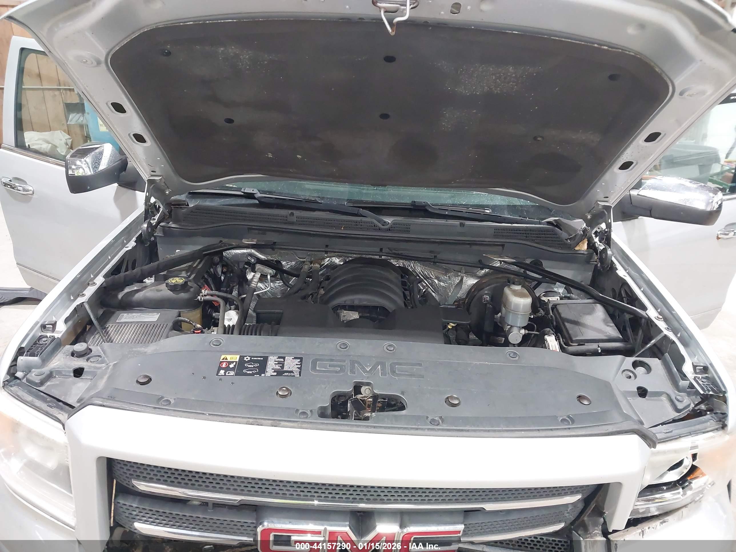 GMC SIERRA image 10