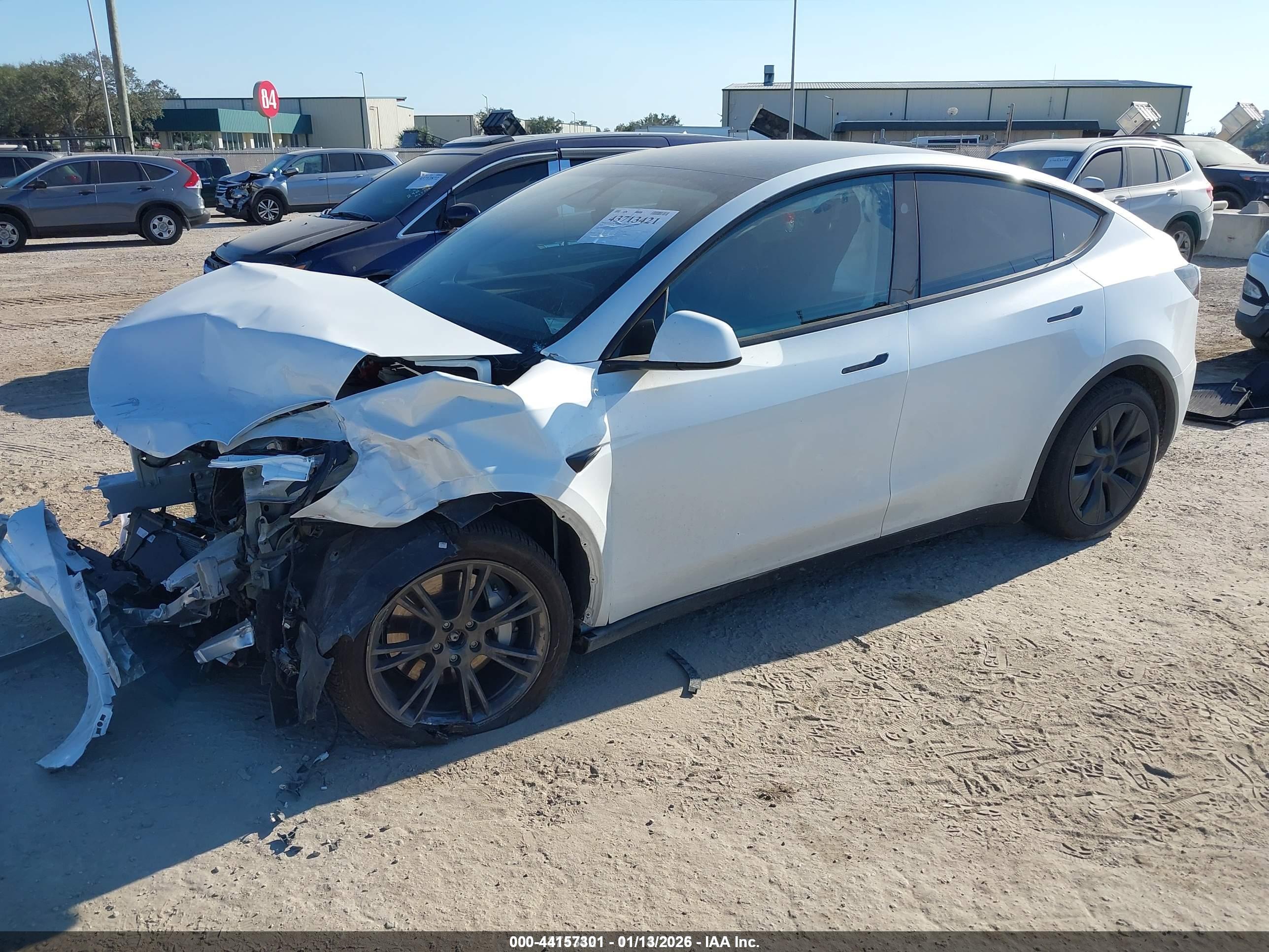 TESLA MODEL image 2