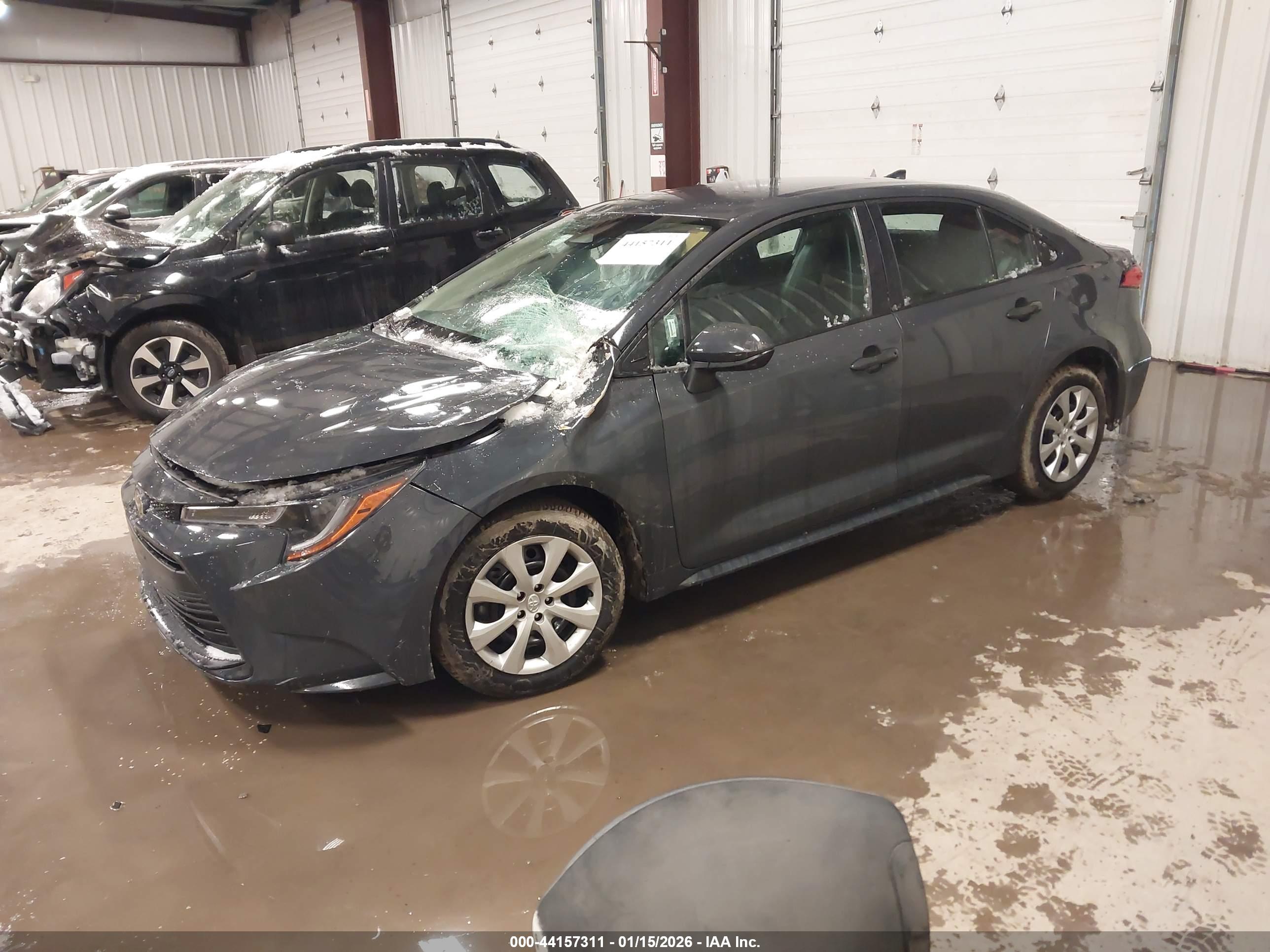 TOYOTA COROLLA image 2