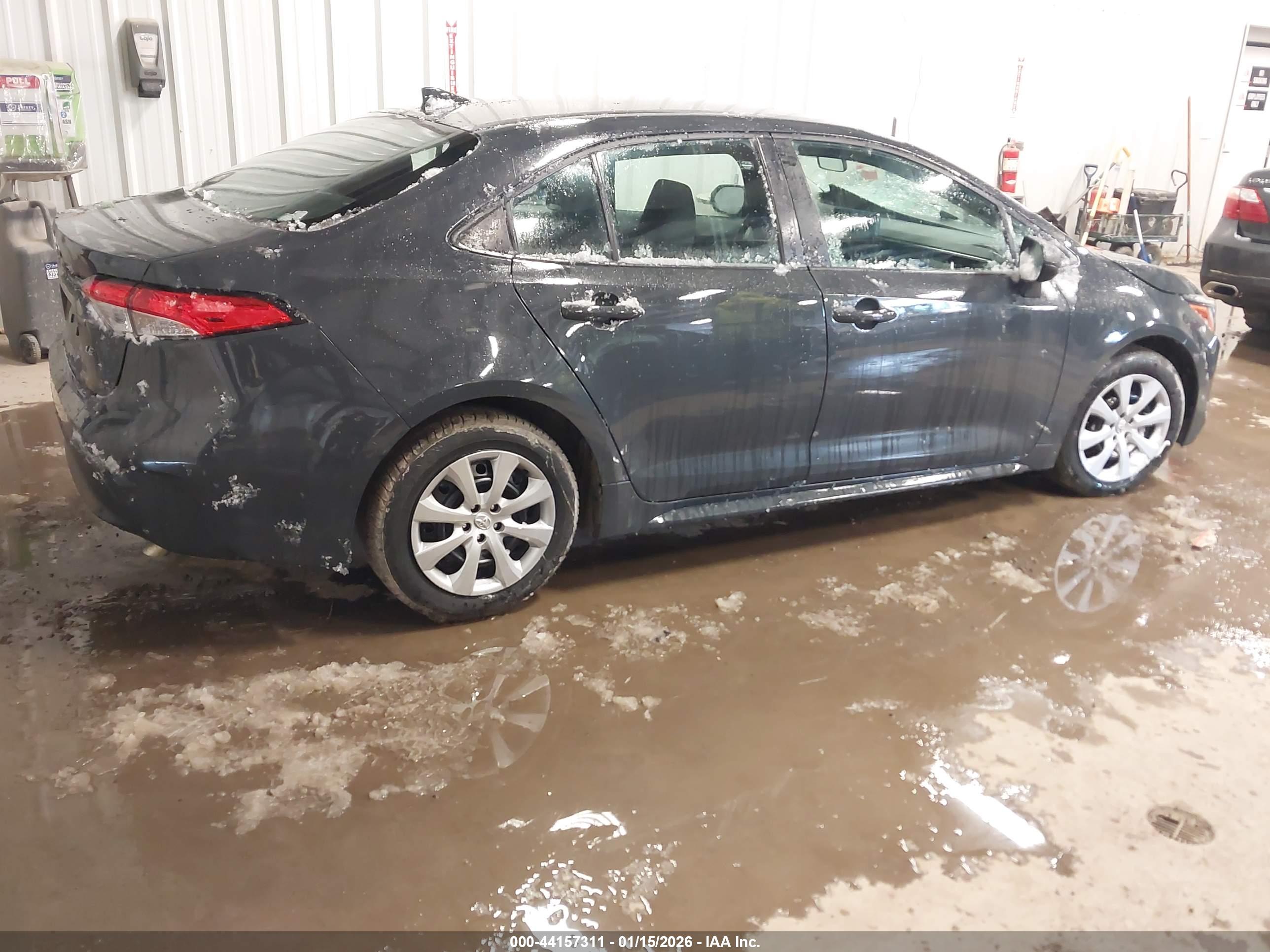 TOYOTA COROLLA image 4