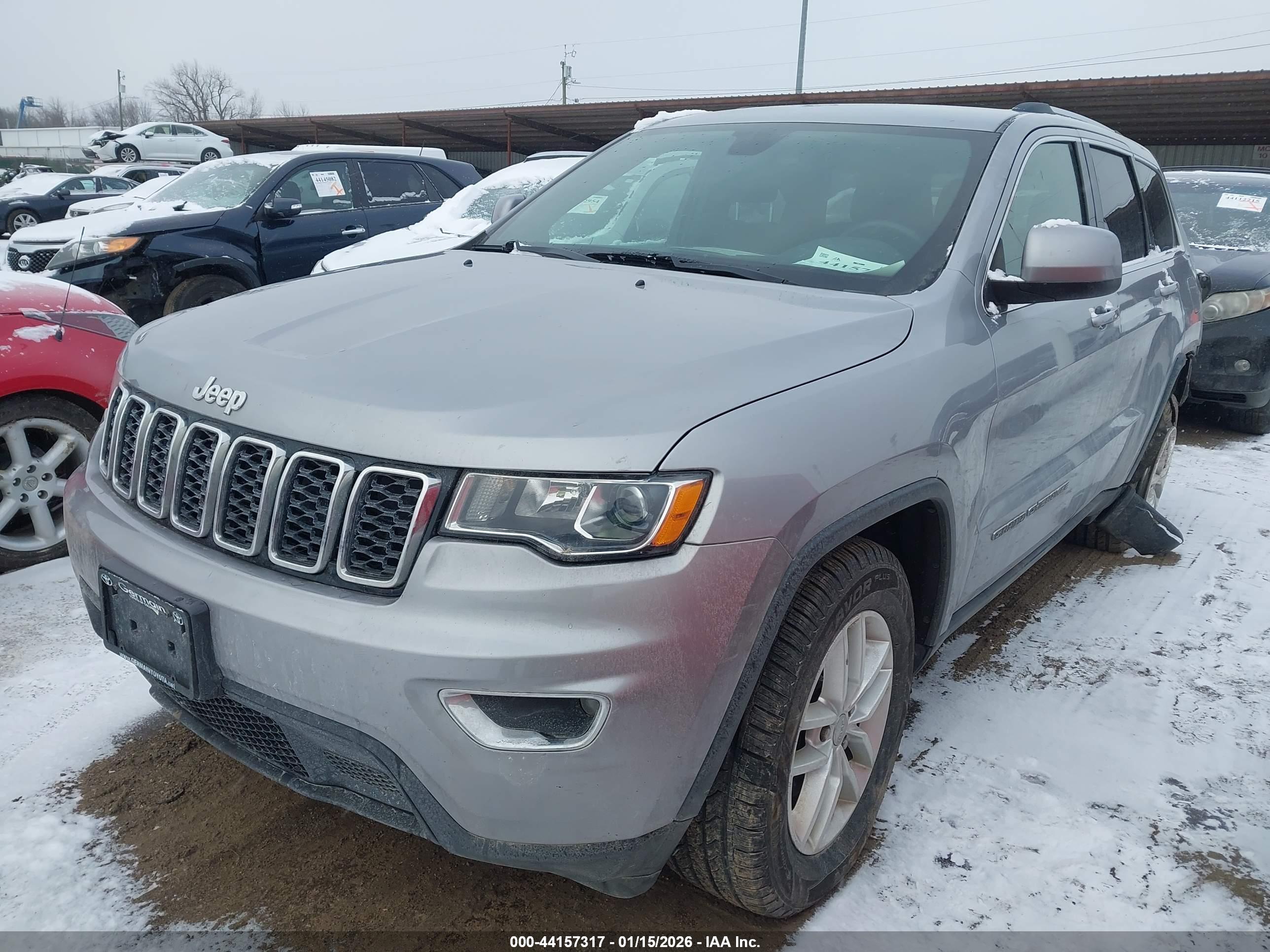 JEEP GRAND image 2