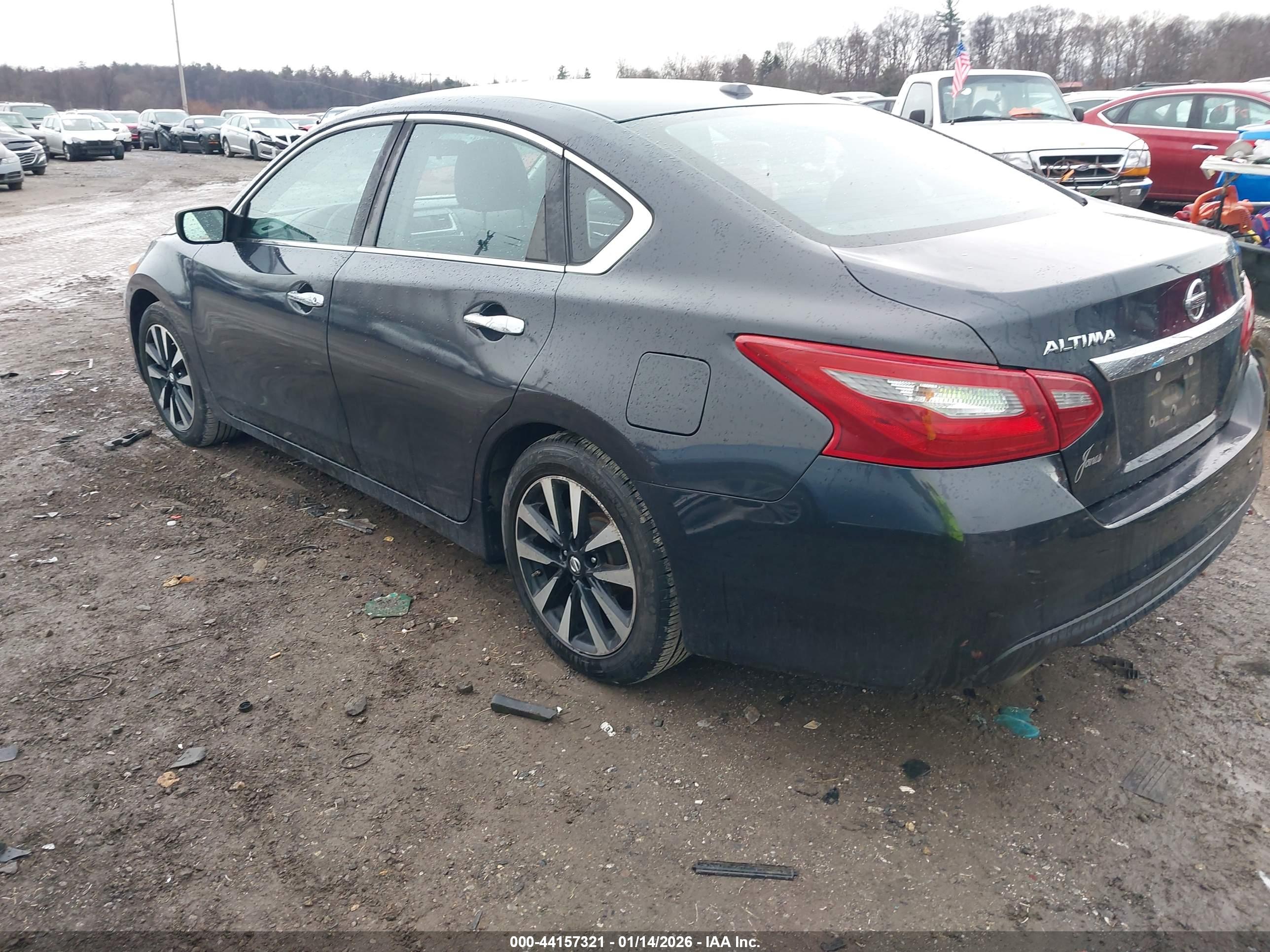 NISSAN ALTIMA image 3