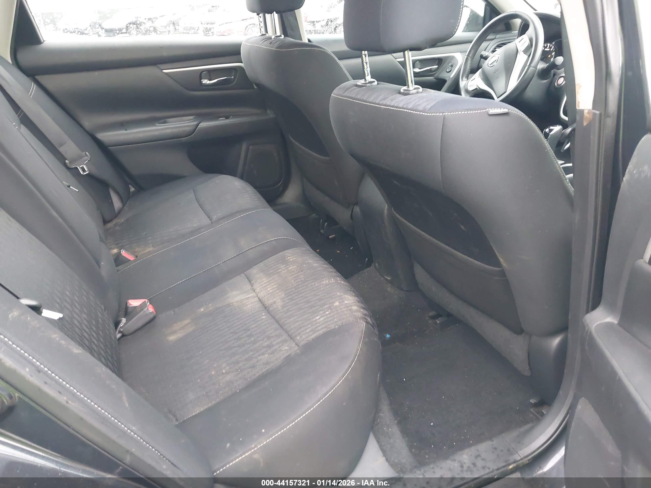 NISSAN ALTIMA image 8