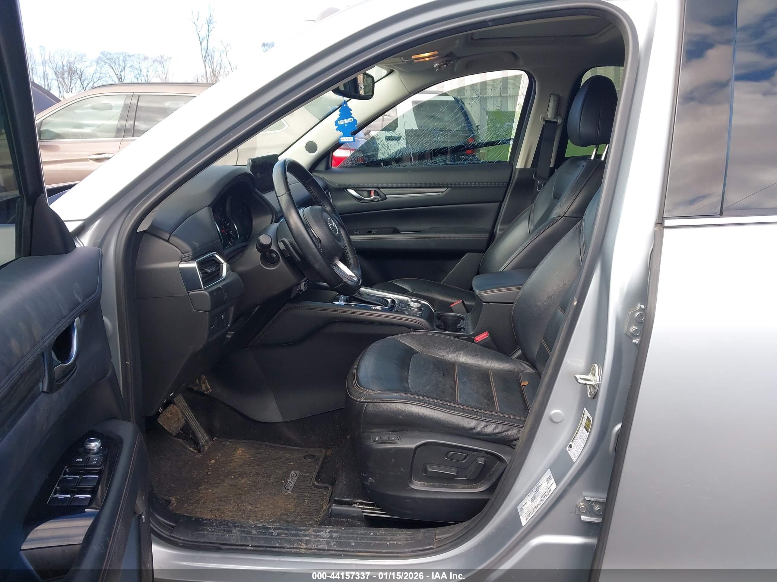 MAZDA CX-5 image 5