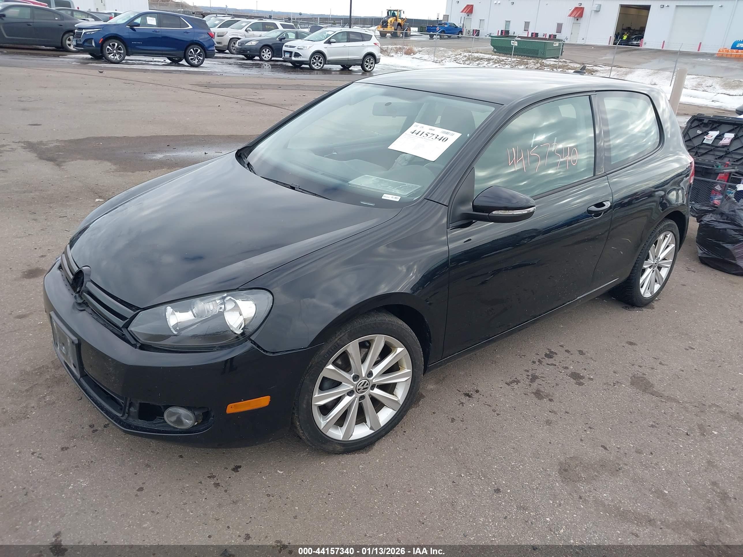 VOLKSWAGEN GOLF image 2