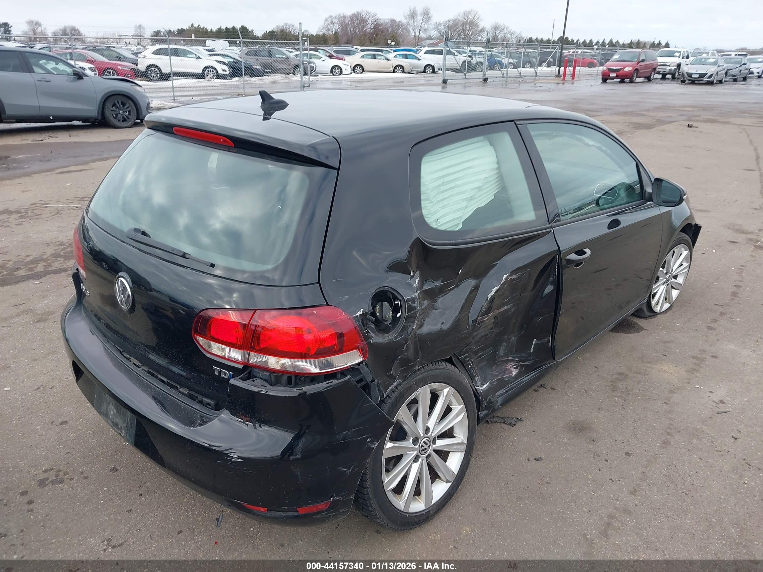 VOLKSWAGEN GOLF image 4