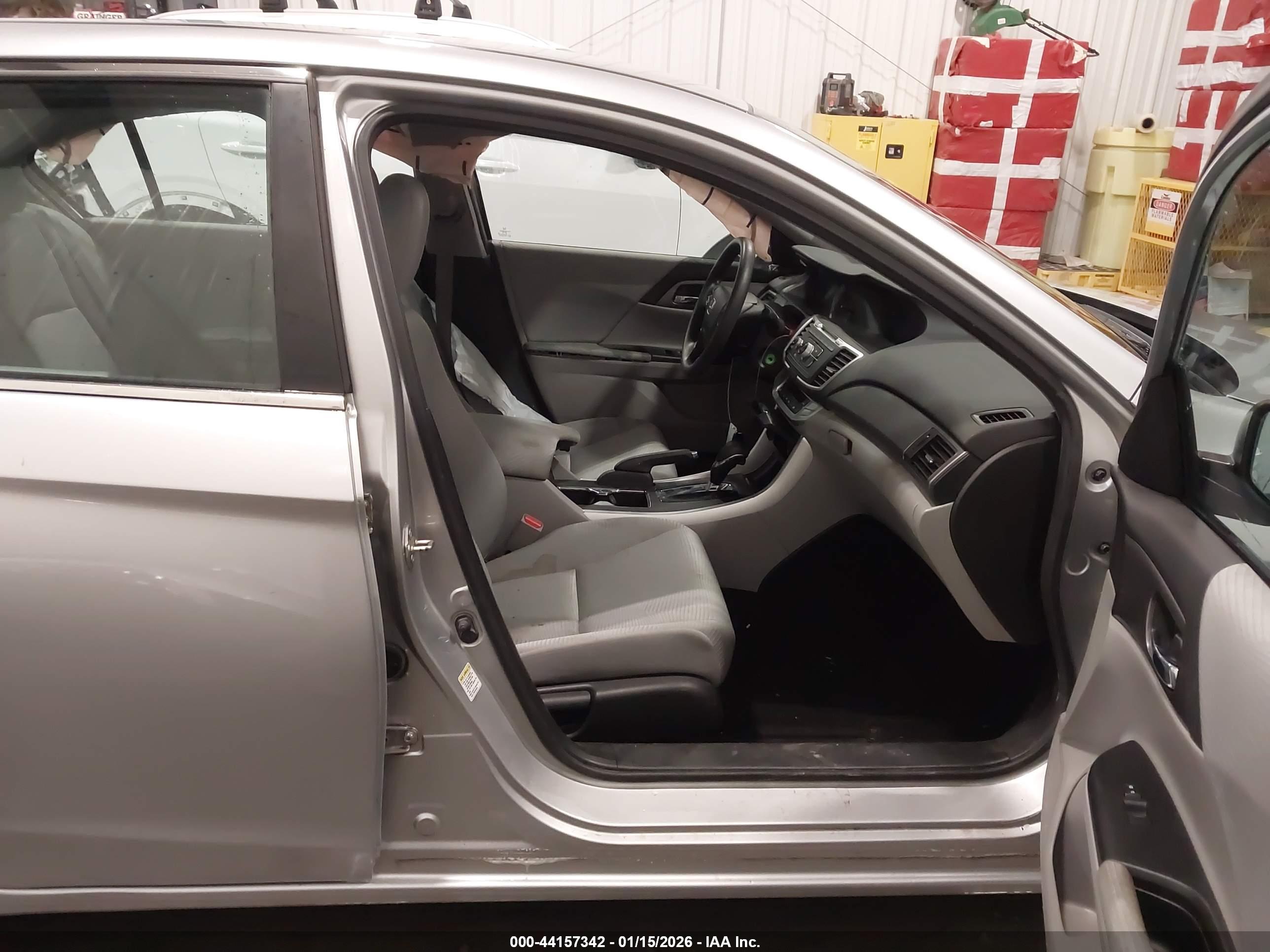 HONDA ACCORD image 5