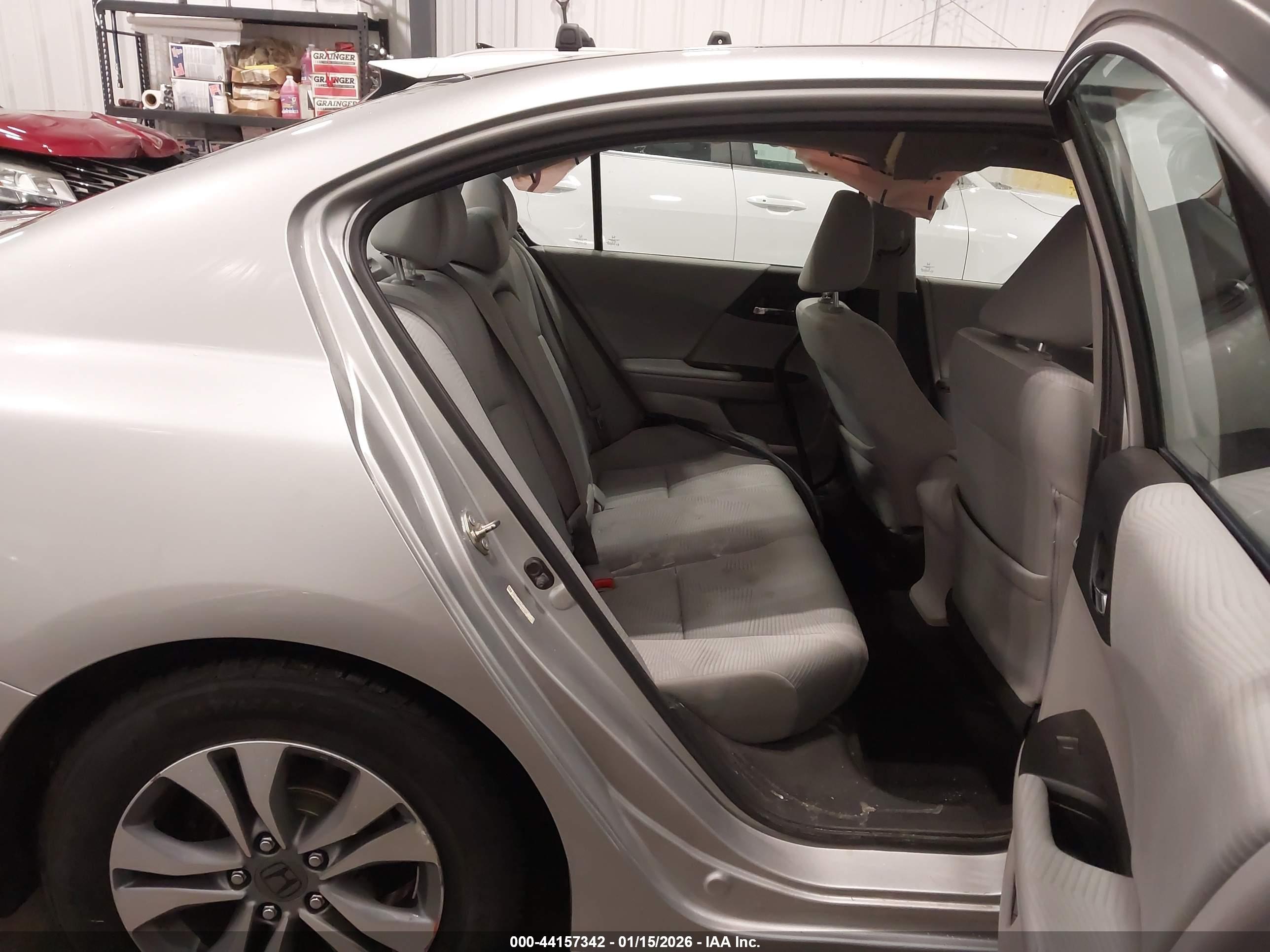HONDA ACCORD image 8