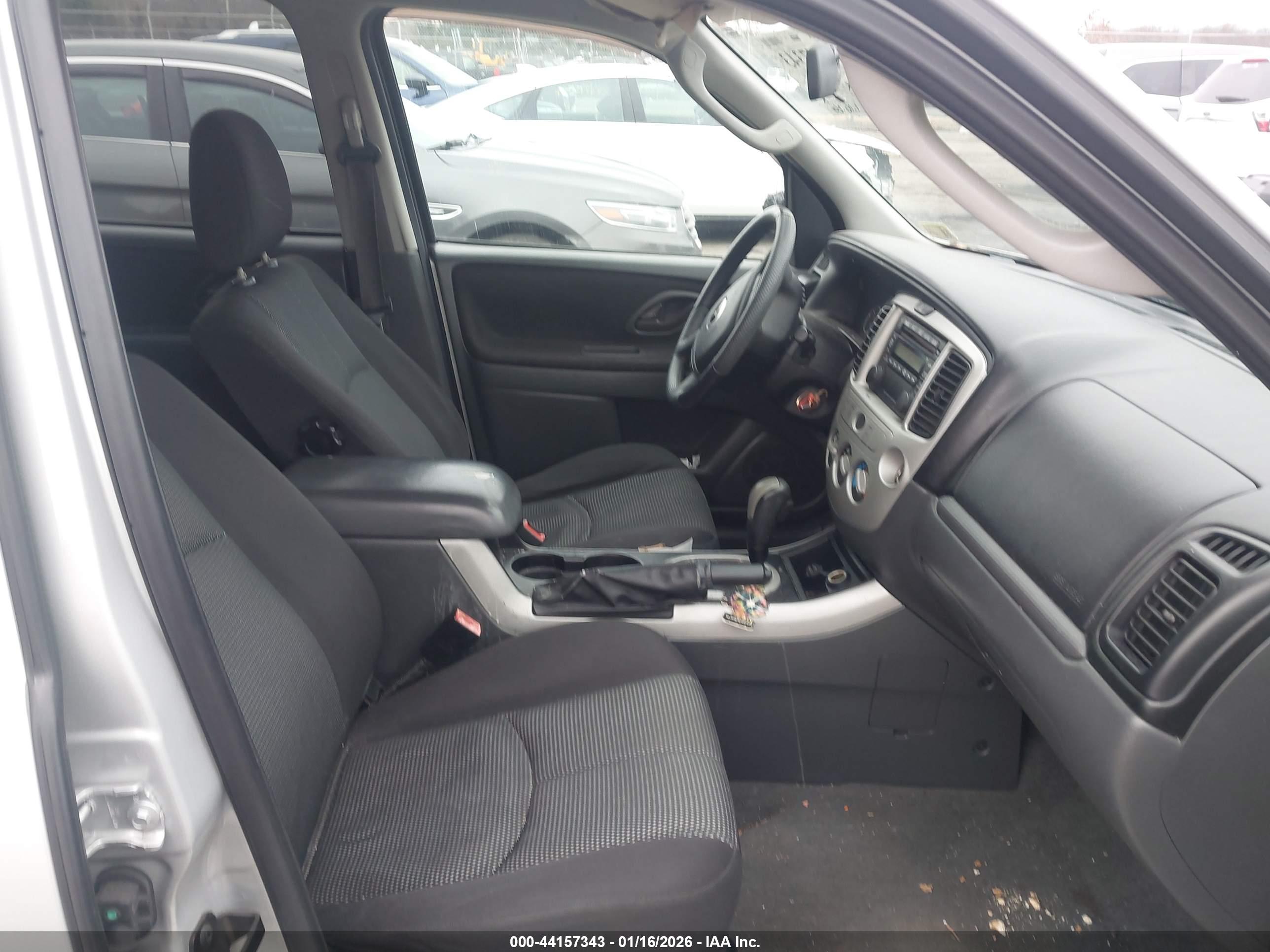 MAZDA TRIBUTE image 5