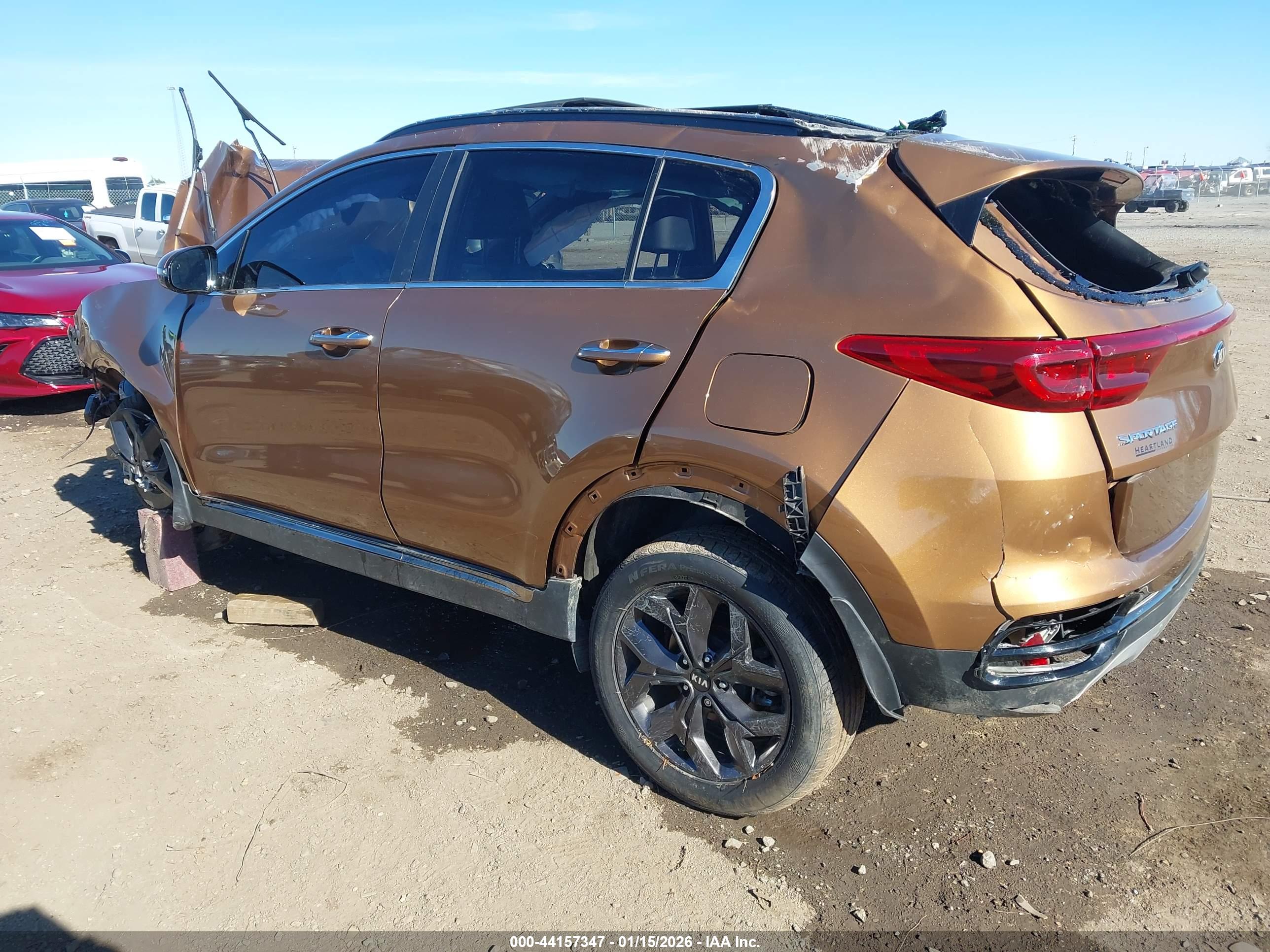 KIA SPORTAGE image 3
