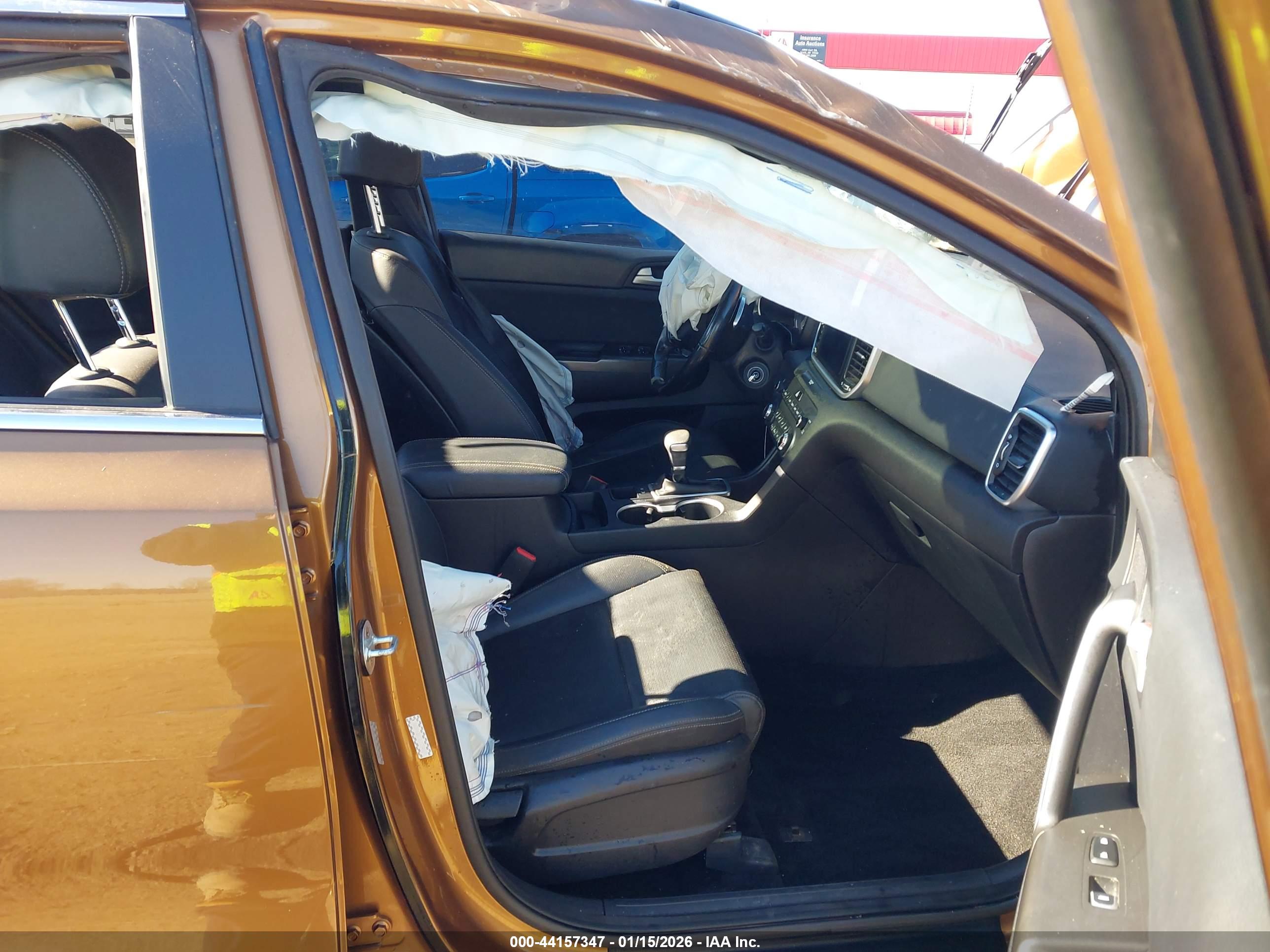 KIA SPORTAGE image 5