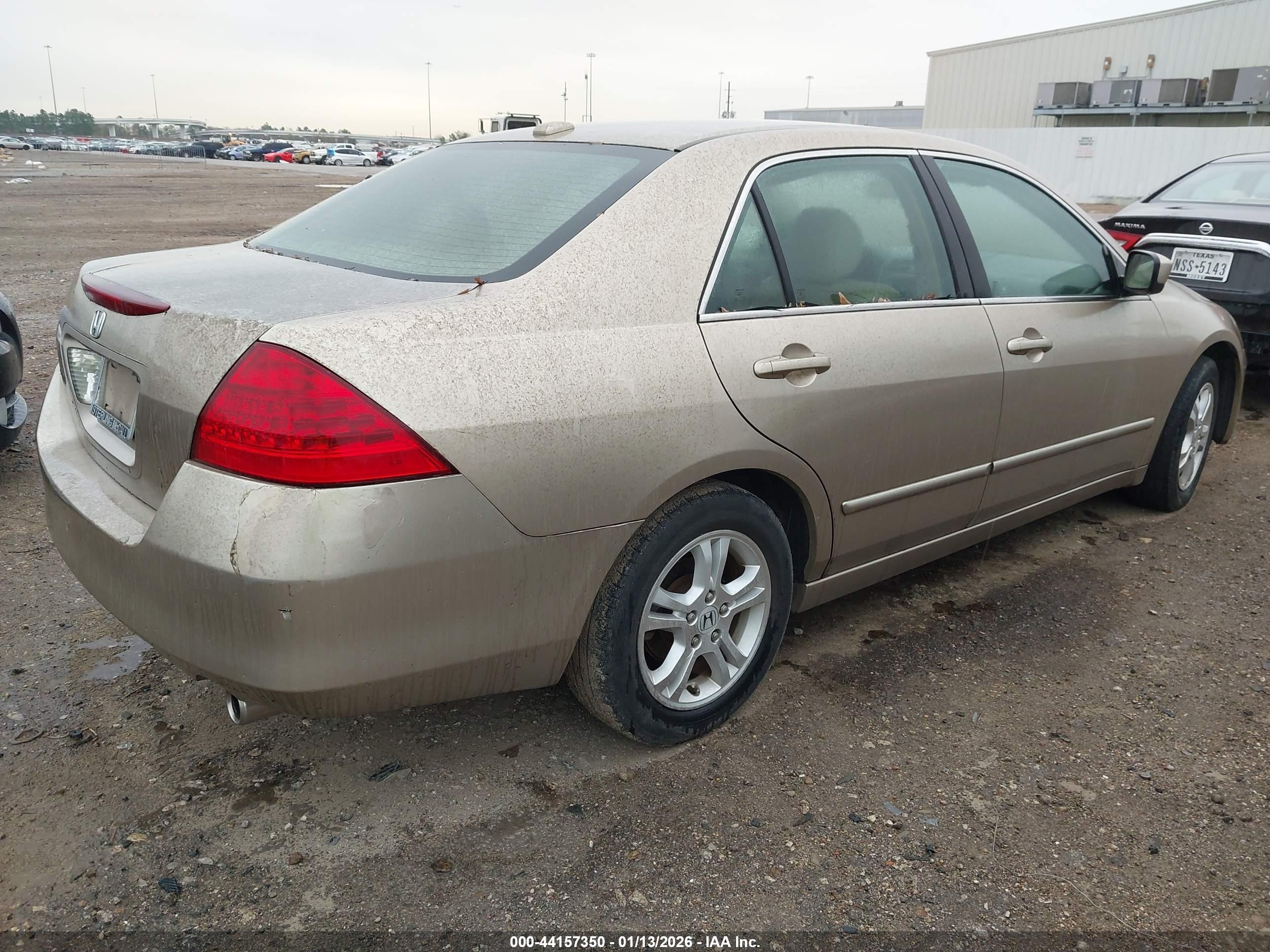 HONDA ACCORD image 4