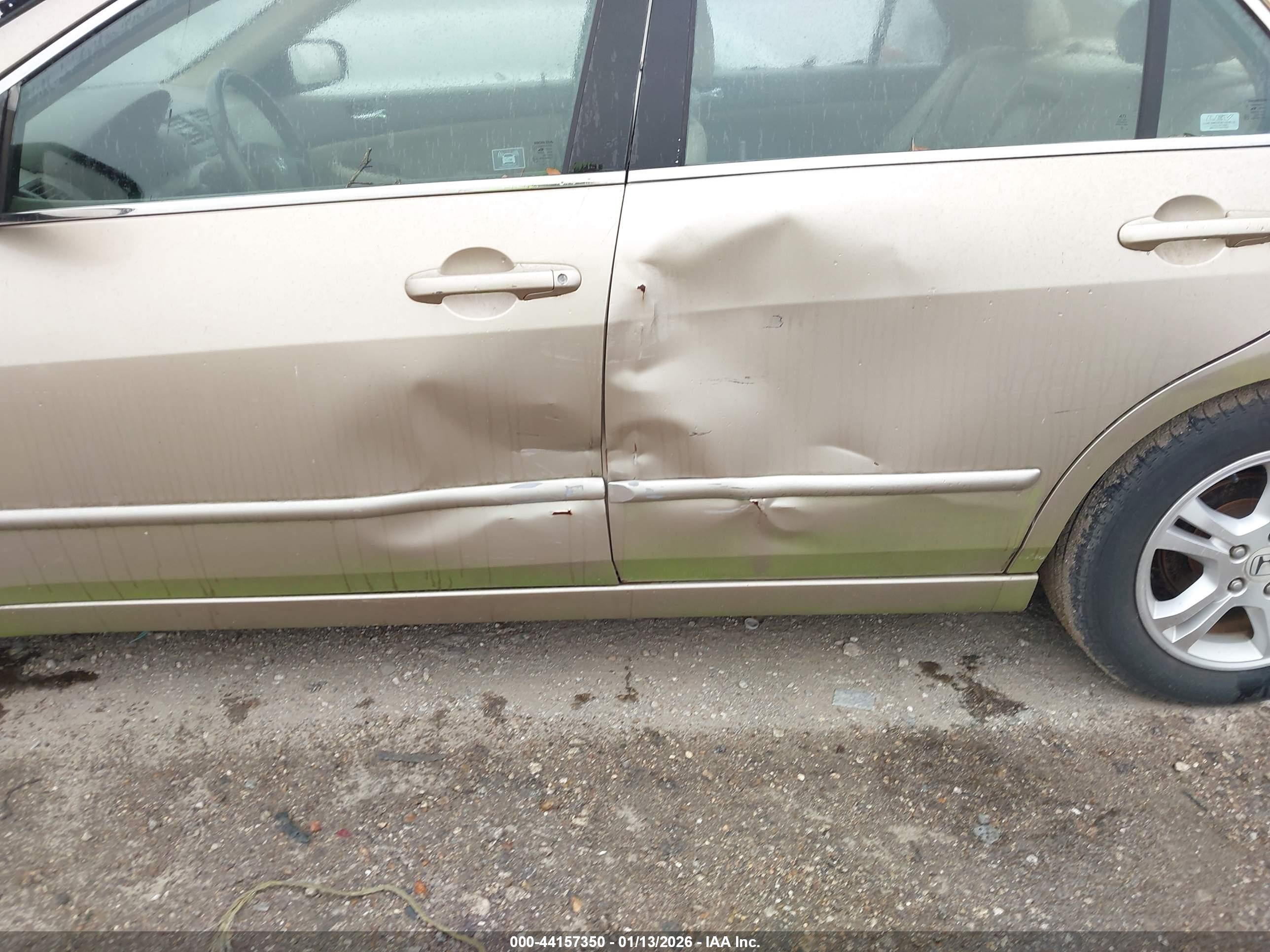 HONDA ACCORD image 6