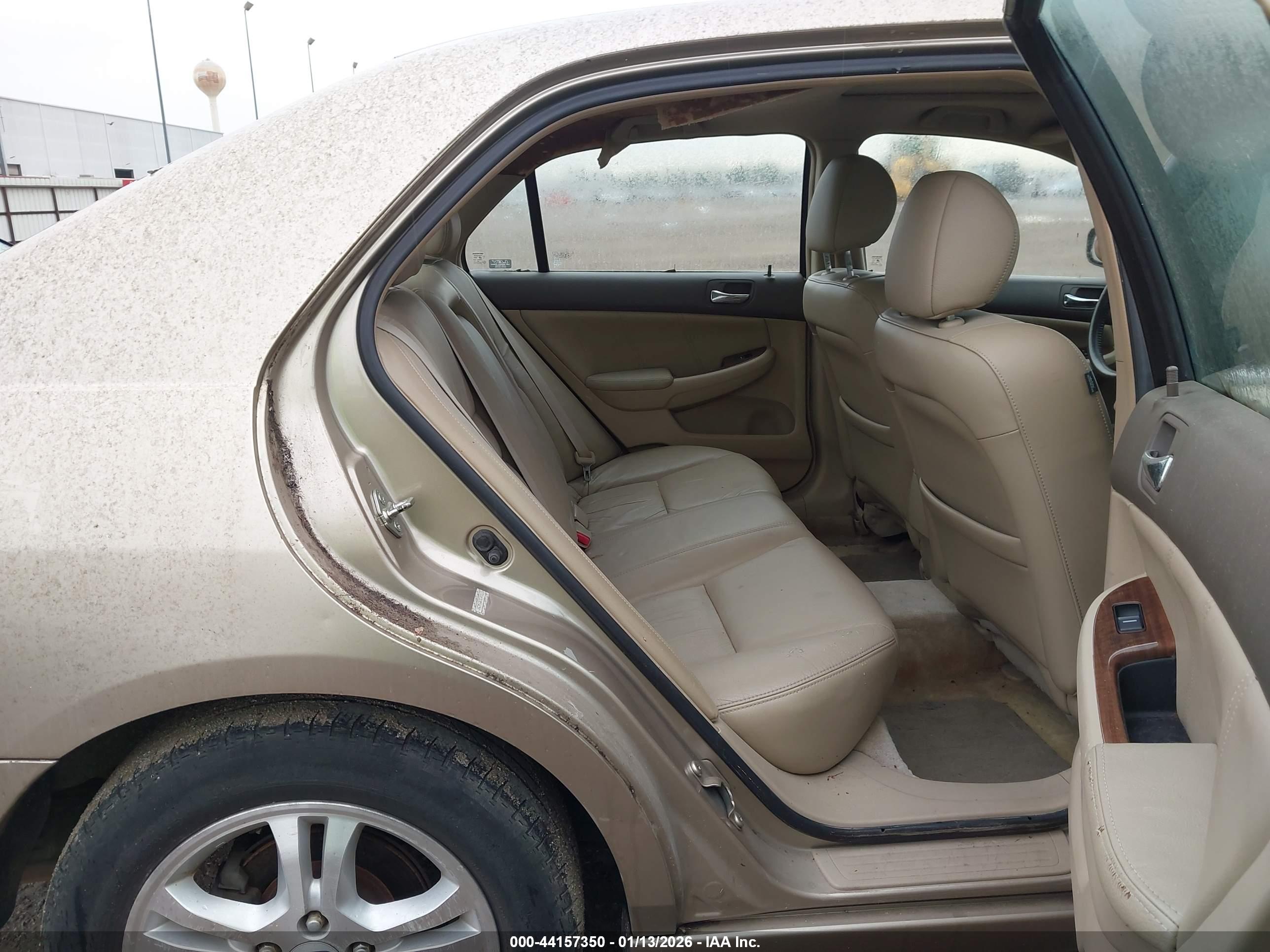 HONDA ACCORD image 8