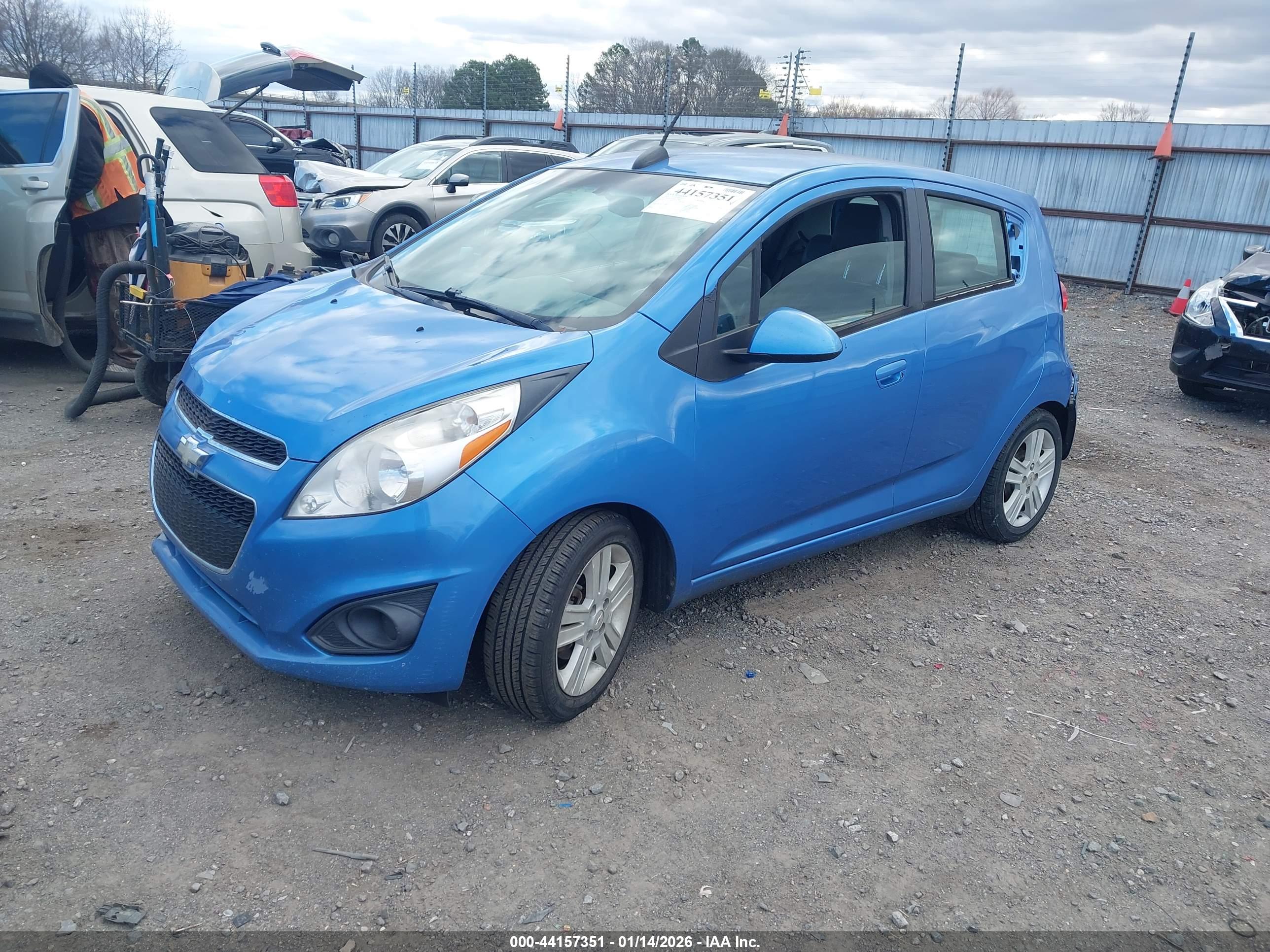 CHEVROLET SPARK image 2