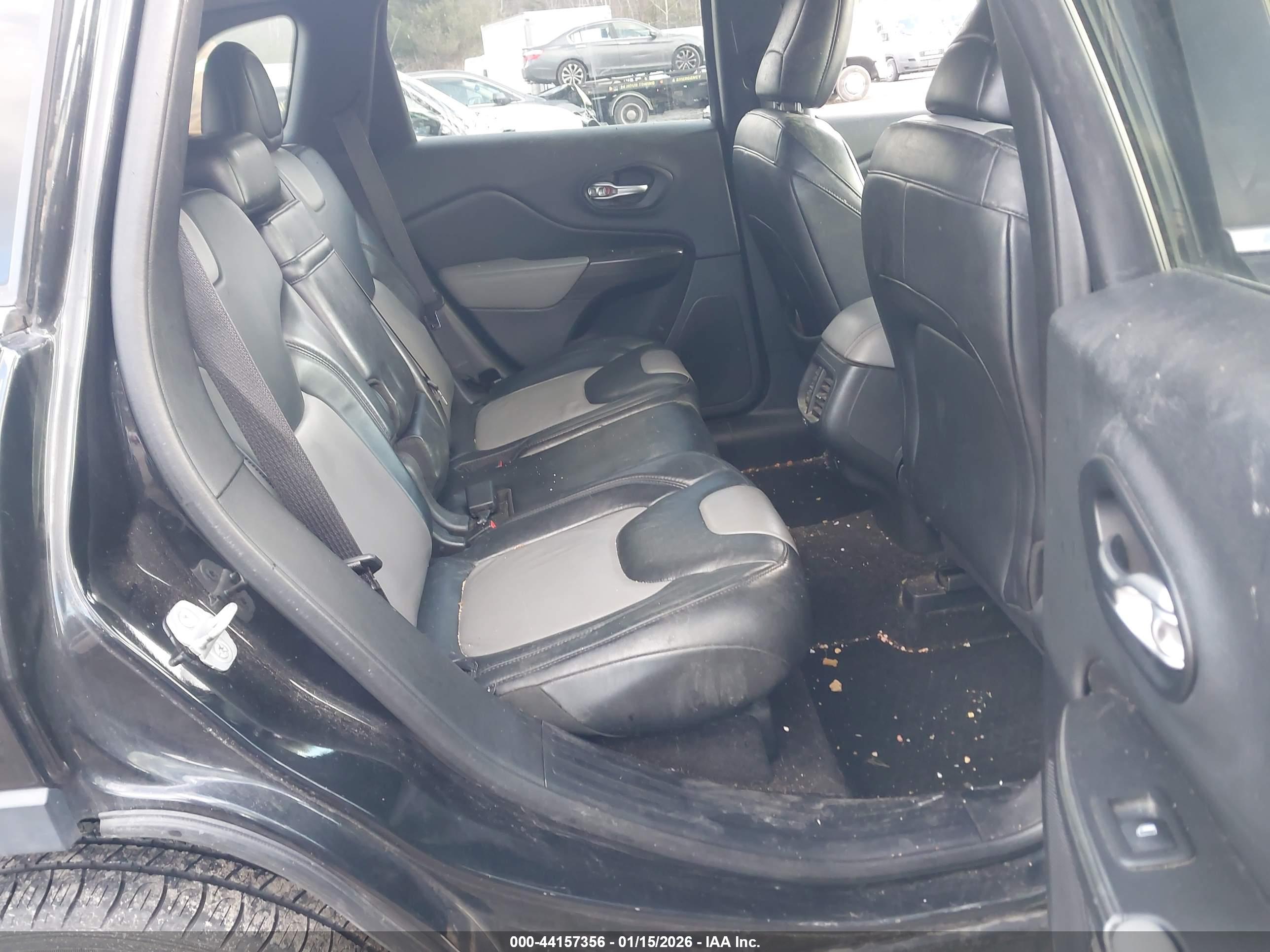 JEEP CHEROKEE image 8