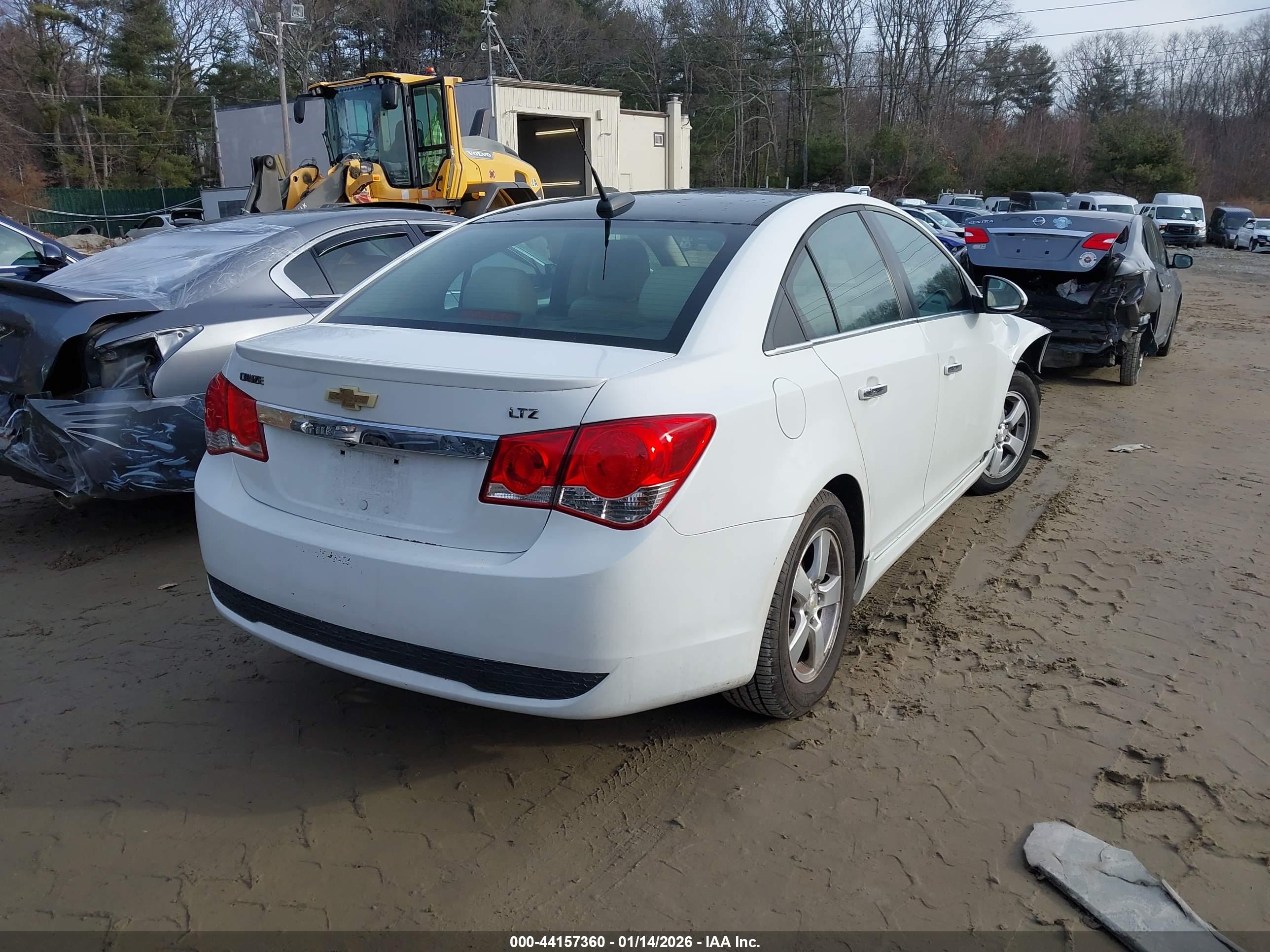 CHEVROLET CRUZE image 4
