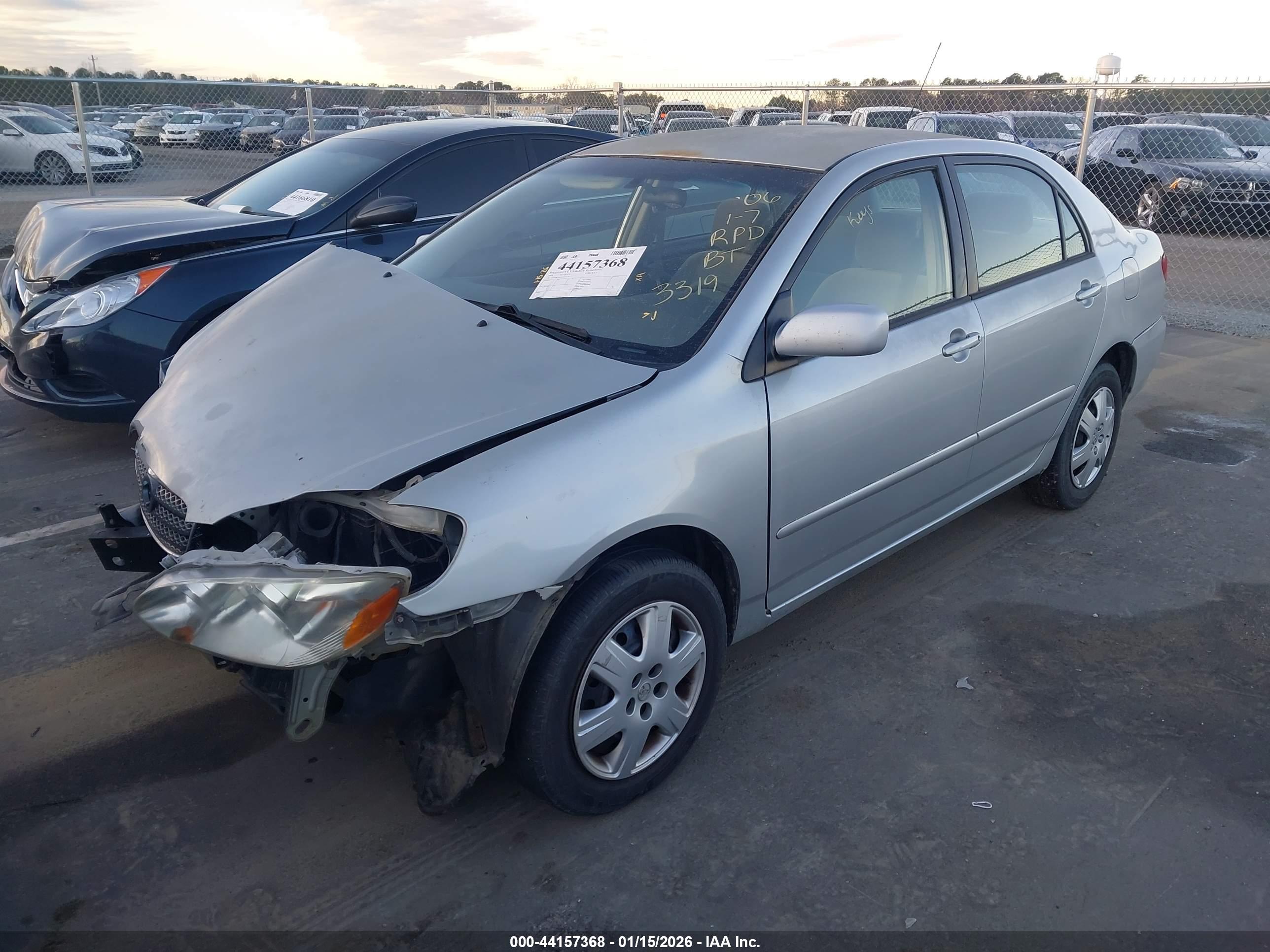 TOYOTA COROLLA image 2