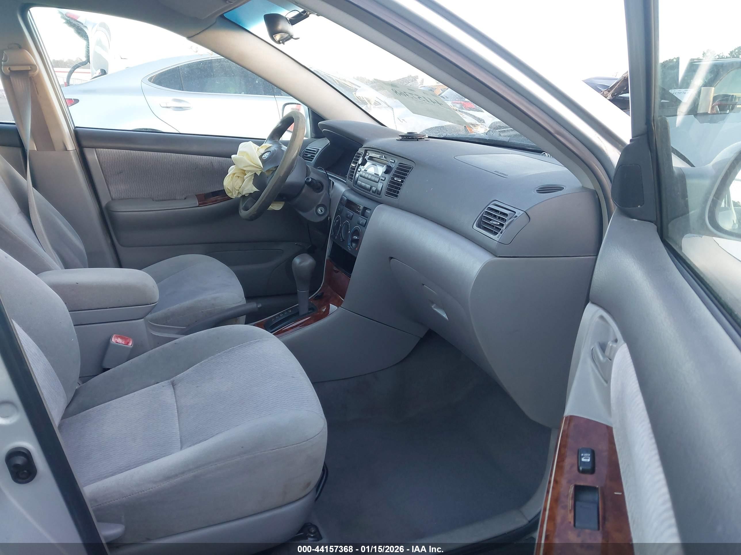 TOYOTA COROLLA image 5